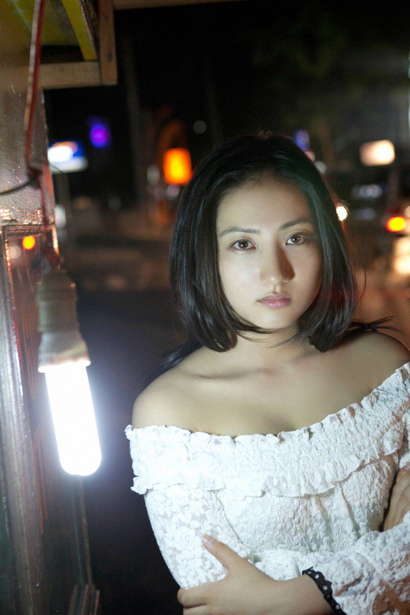 [Wanibooks] NO.104 Saaya Irie 紗綾 写真集