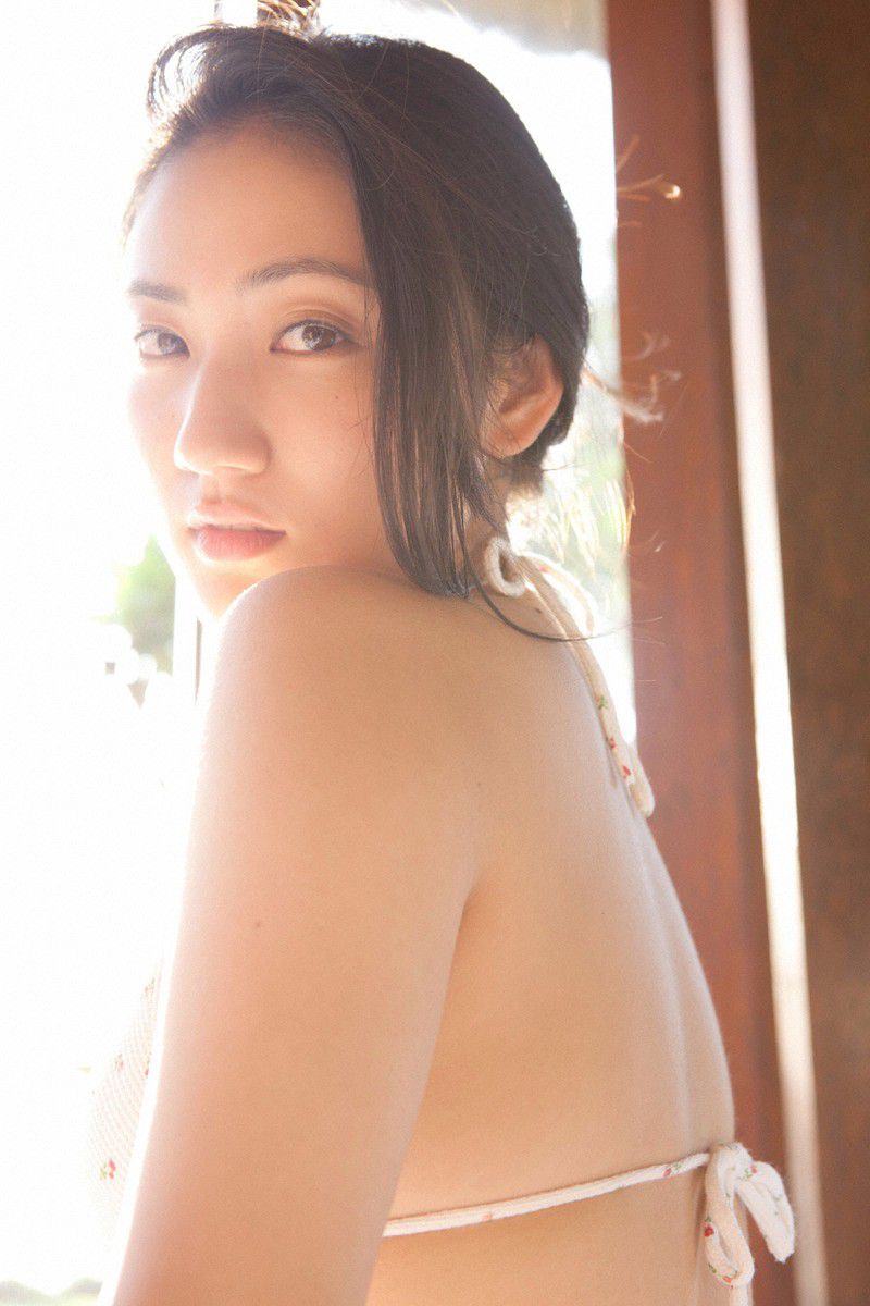 [Wanibooks] NO.104 Saaya Irie 紗綾 写真集