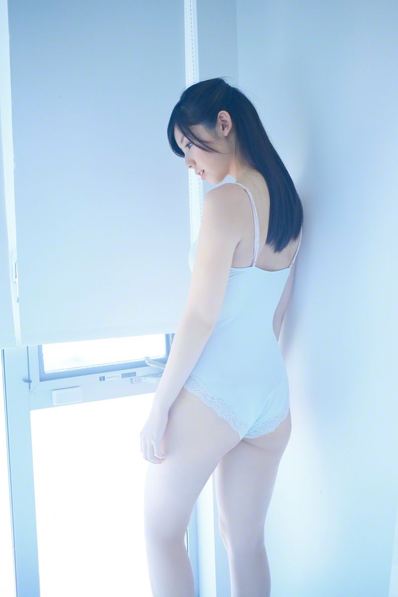 [Wanibooks] NO.126 Rina Koike 小池里奈 写真集