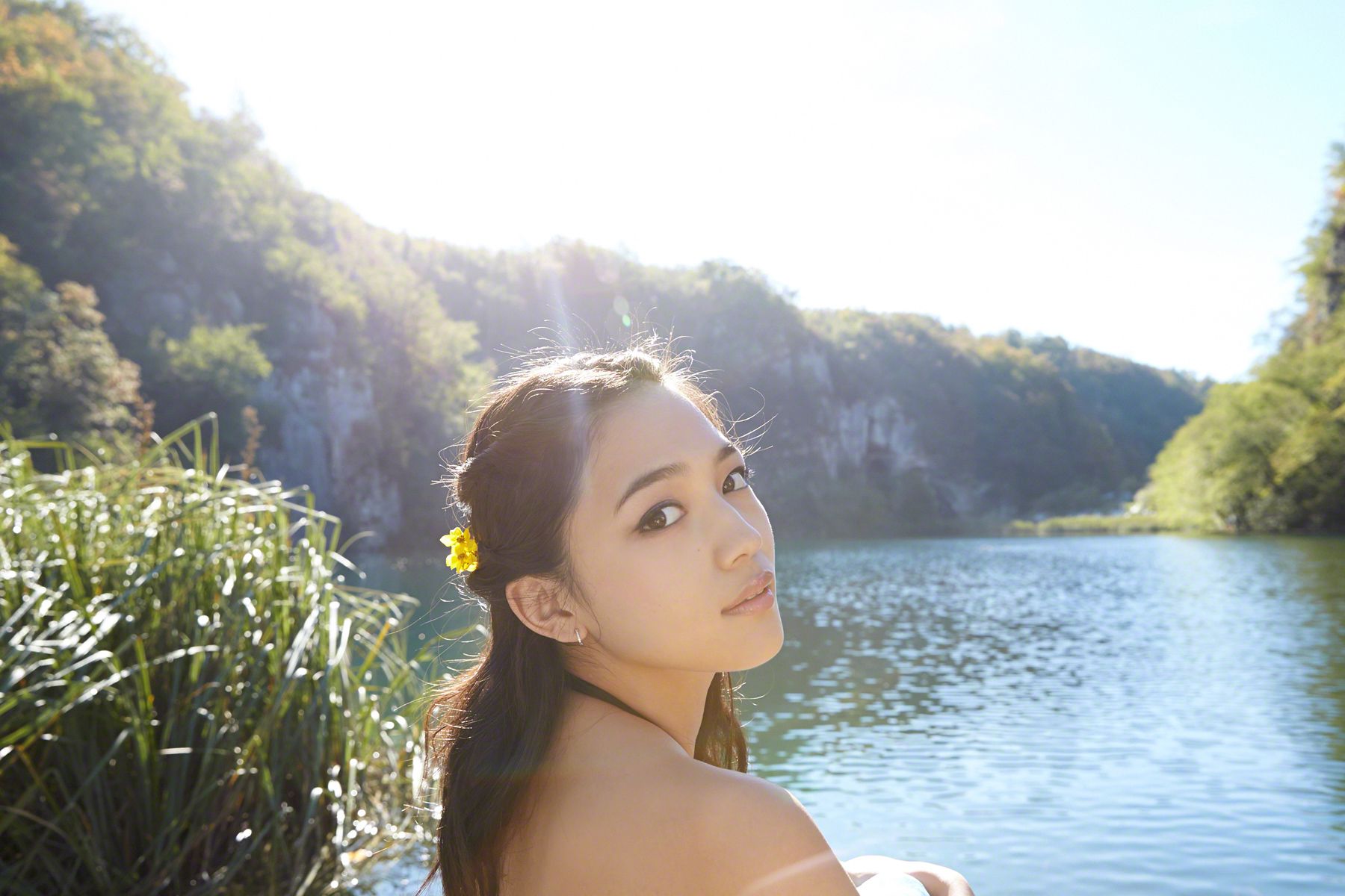 [Wanibooks] NO.132 Haruna Kawaguchi 川口春奈 写真集