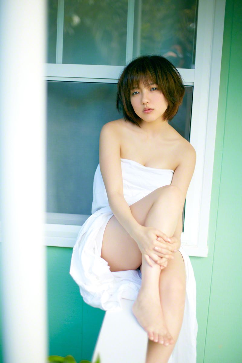 [Wanibooks] NO.135 Erina Mano 真野惠里菜 写真集