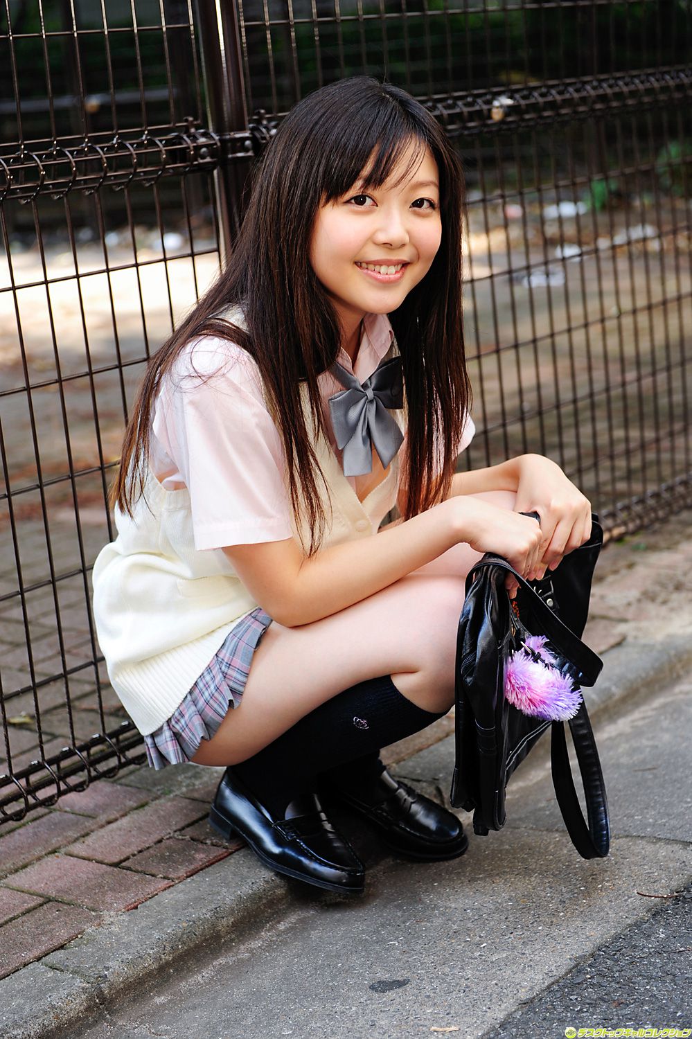 [DGC] NO.877 Natsumi Minagawa 皆川なつみ 制服美少女天国 写真集29