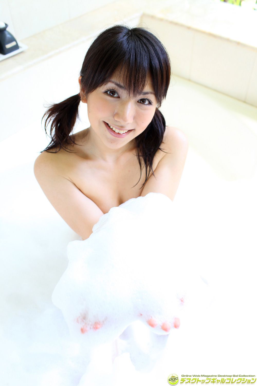 石原温美《清純さの中に醸し出す大人の色気にクラッ!》写真集 [DGC] NO.1287