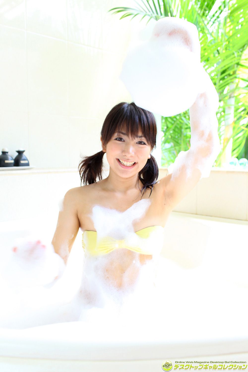 石原温美《清純さの中に醸し出す大人の色気にクラッ!》写真集 [DGC] NO.1287