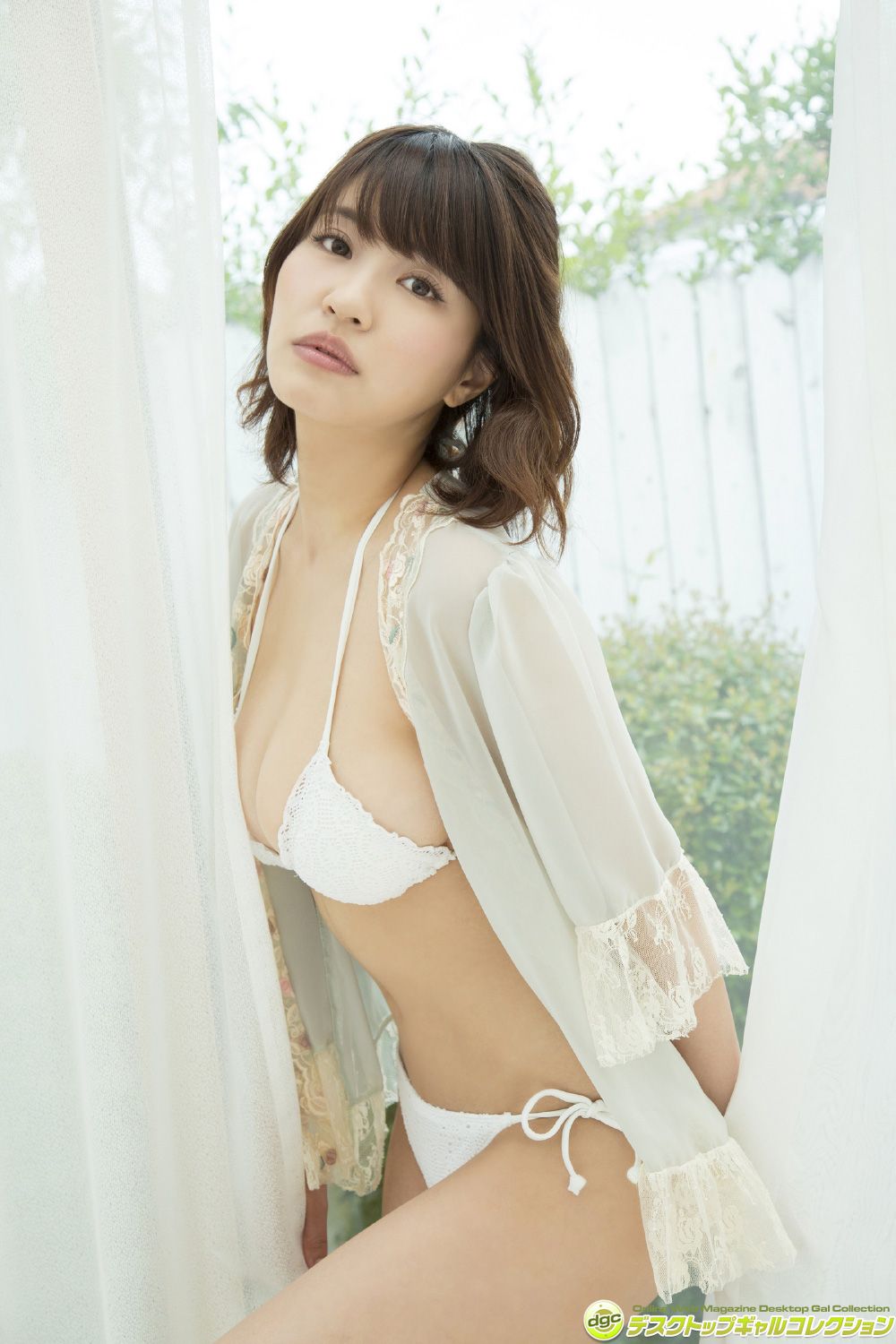 岸明日香《バスト９０★Ｇカップのゴージャスガール！》 写真集 [DGC] NO.1324