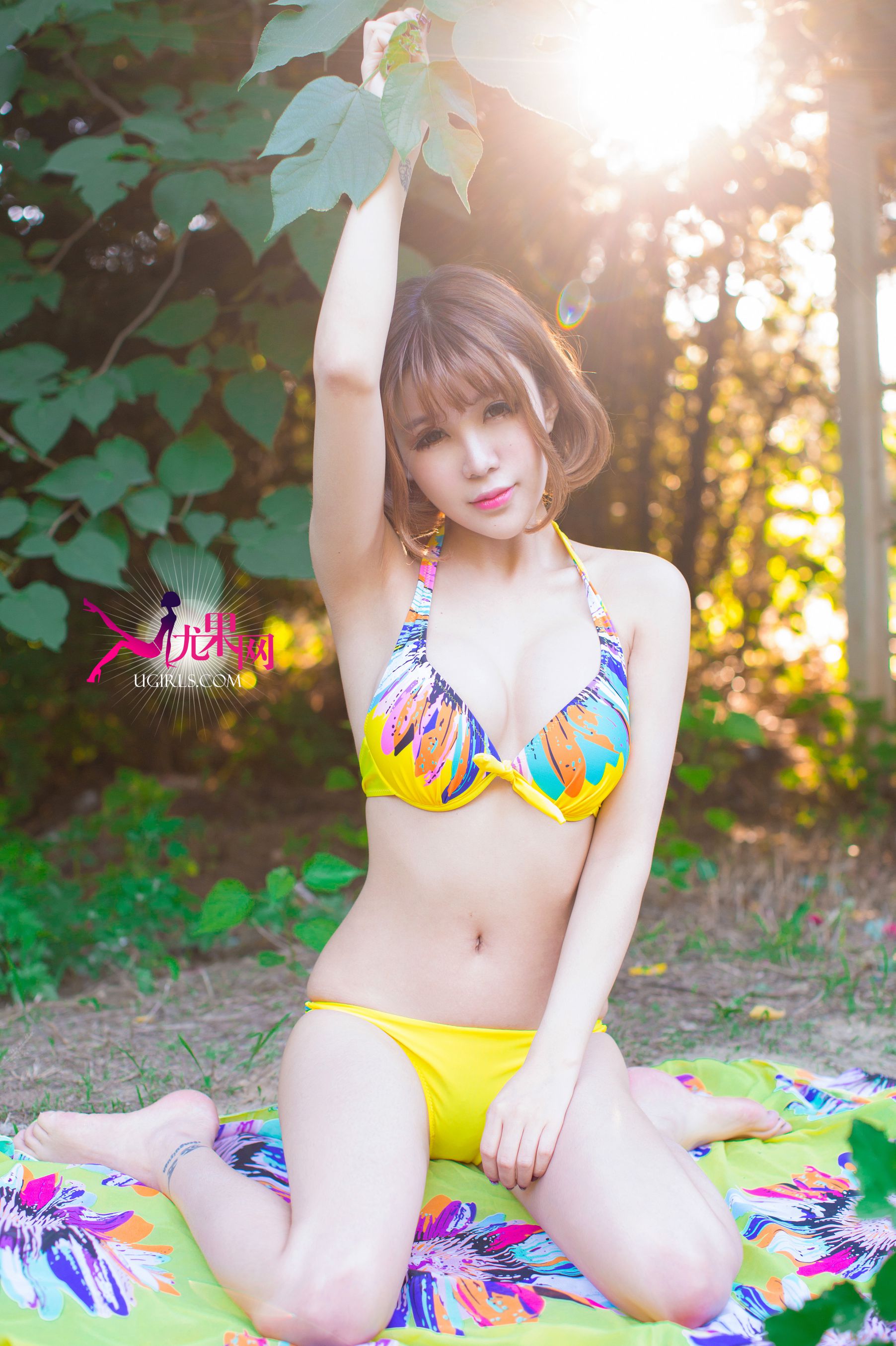 Alin《阳光边缘 明媚笑脸》写真集 [尤果网Ugirls] U100