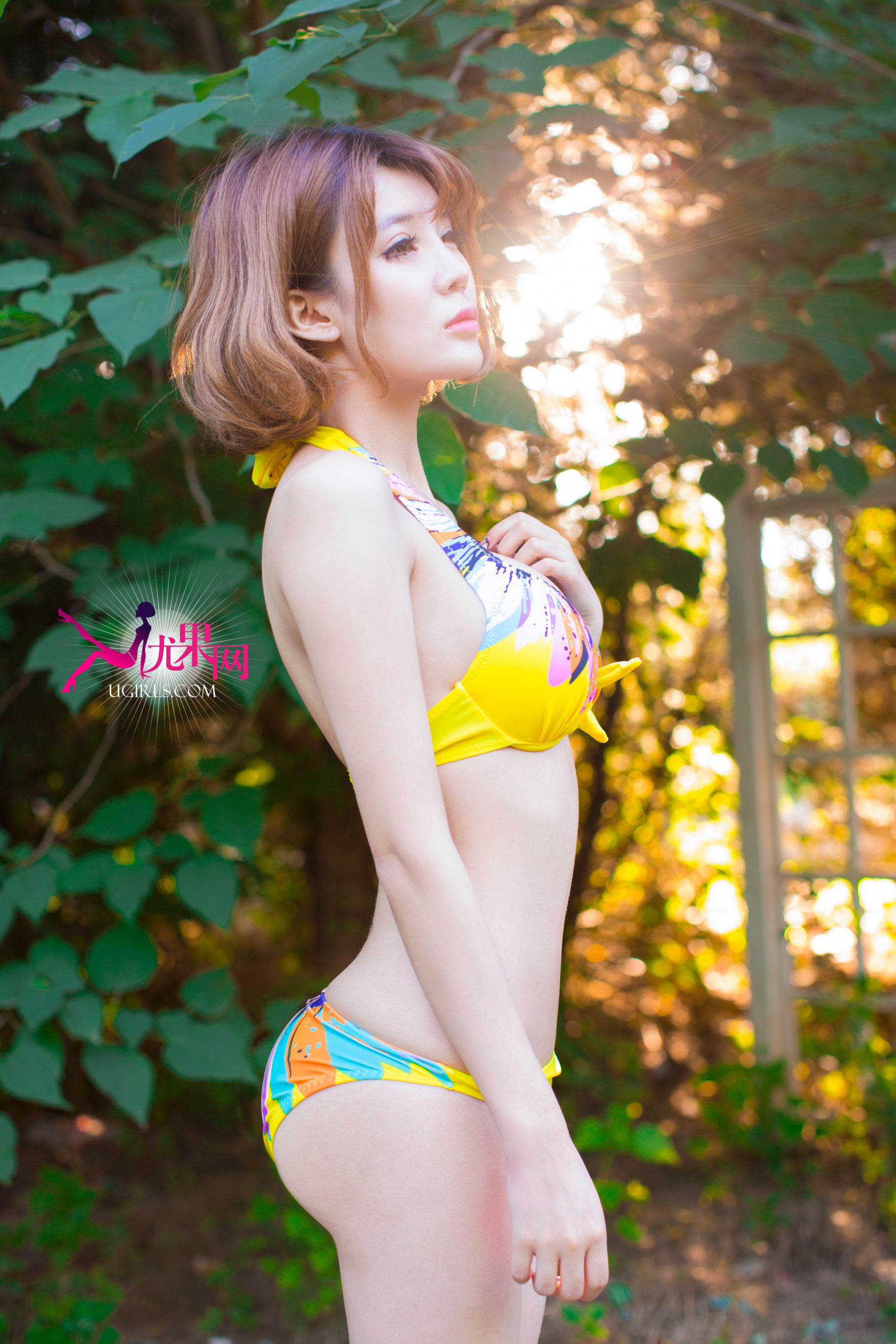 Alin《阳光边缘 明媚笑脸》写真集 [尤果网Ugirls] U100