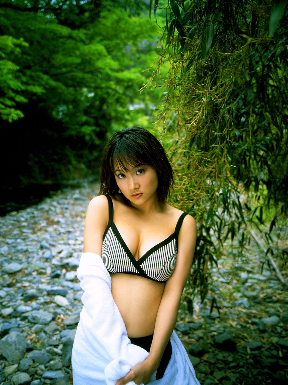 [NS Eyes] SF-No.111 Risa Tani 谷理沙 写真集