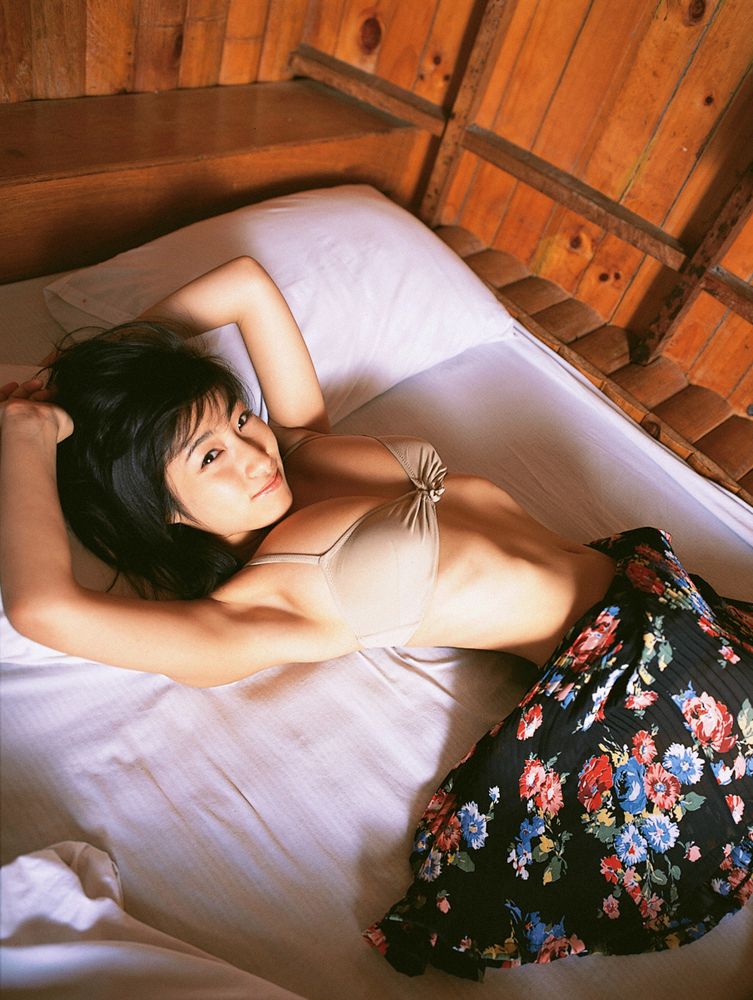 佐藤寛子《Secret Love》写真集 [YS Web] Vol.116