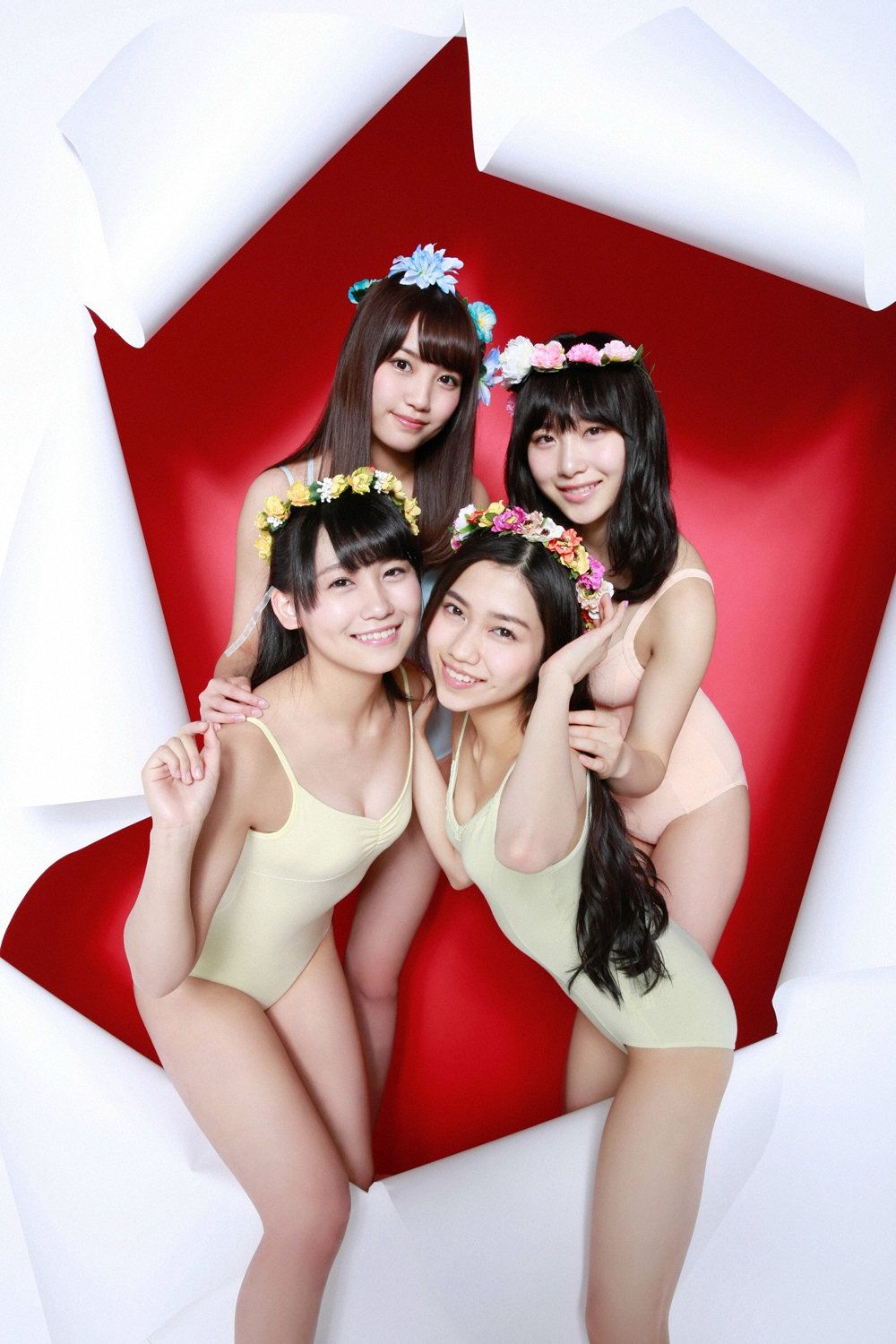 AKB48成员(小嶋真子、加藤玲奈、田野優花、高橋朱里)《18歳のAKB48》写真集 [YS Web] Vol.65748