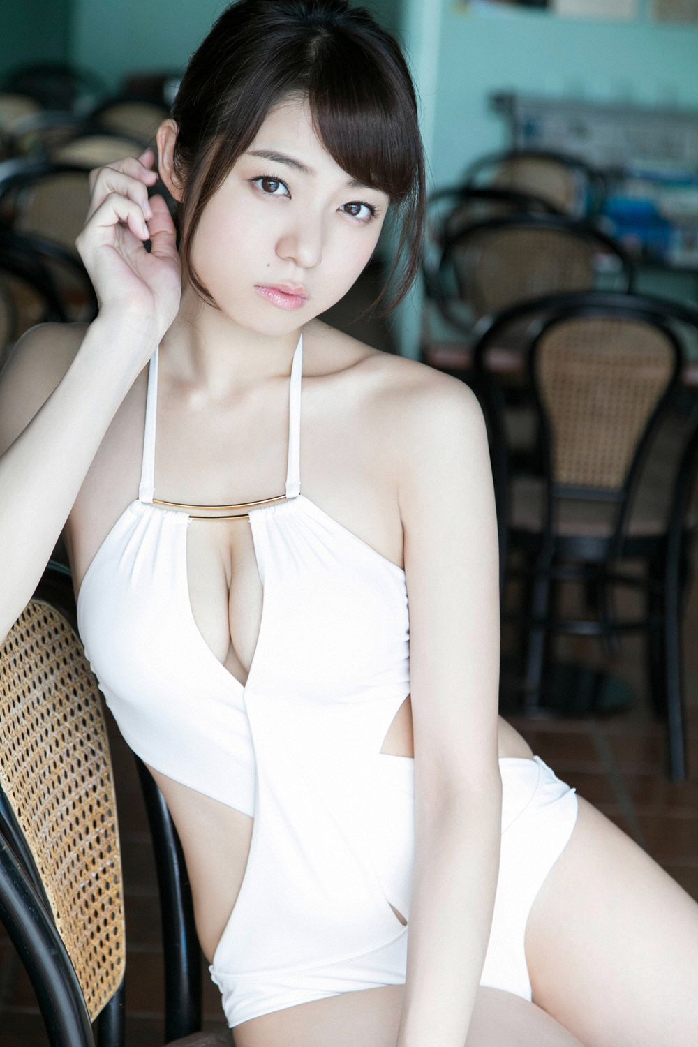 中村静香《やわらかぷるん》写真集 [YS Web] Vol.683