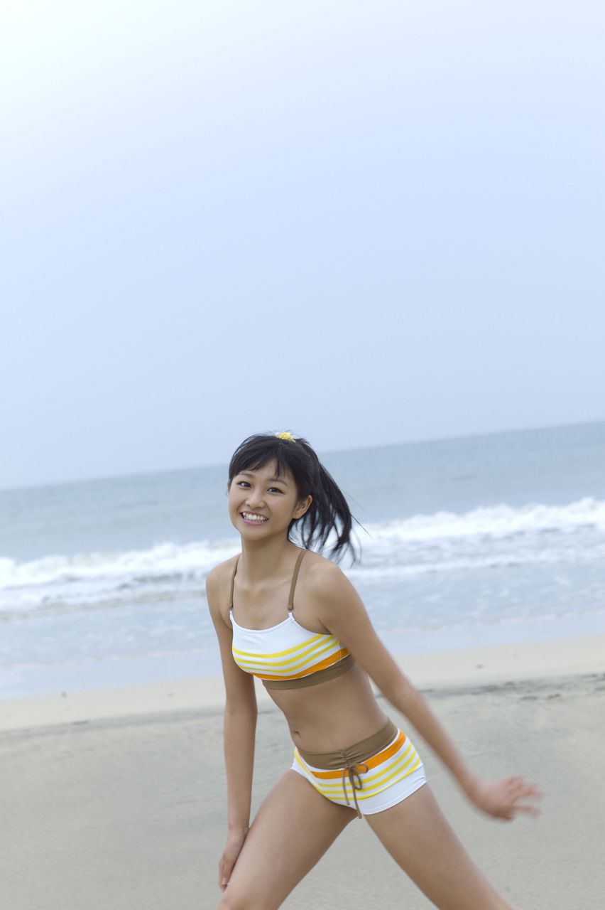 和田彩花 Wada Ayaka [Hello! Project Digital Books] Vol.81 写真集79