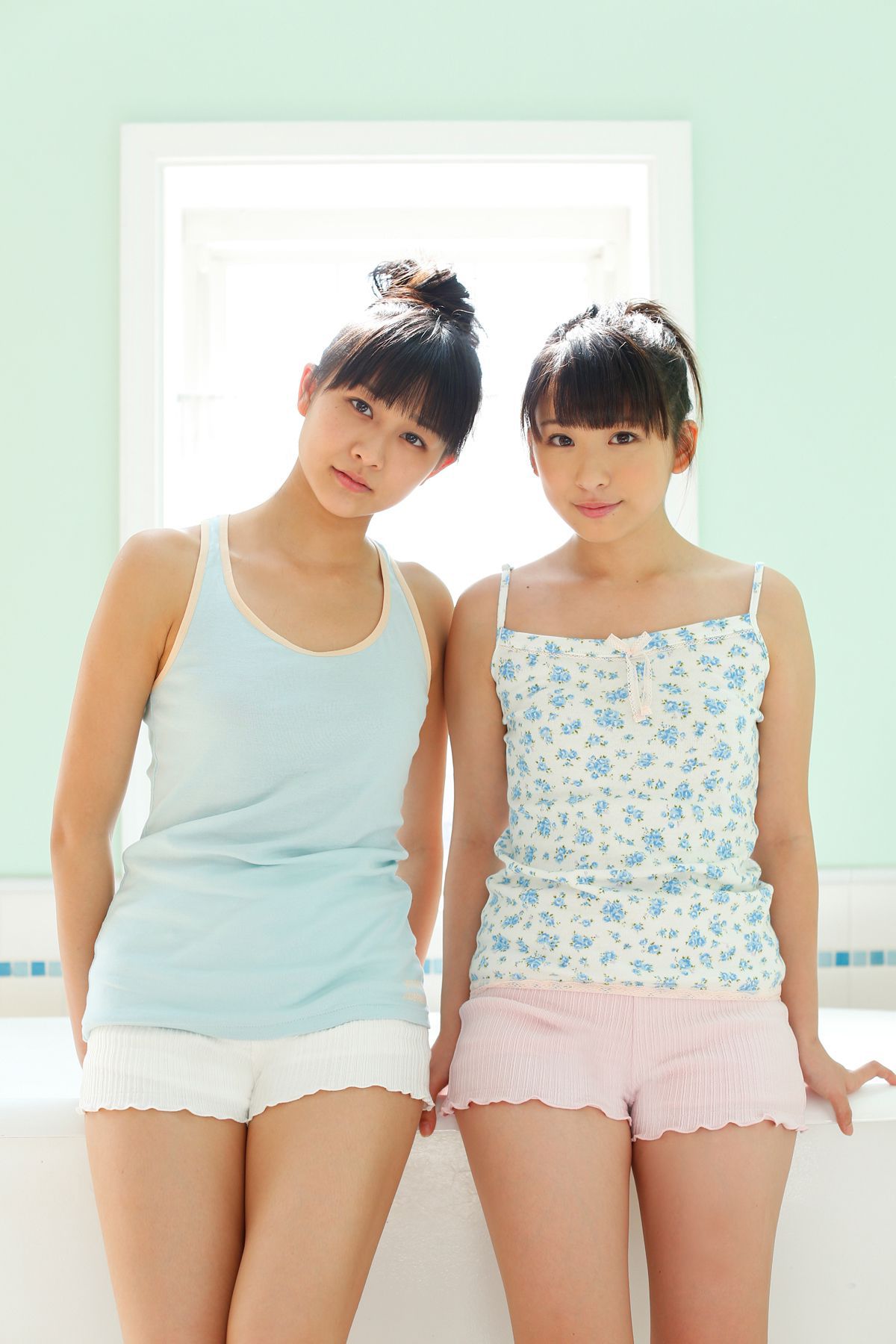 和田彩花、福田花音 [Hello! Project Digital Books] Vol.110 写真集100