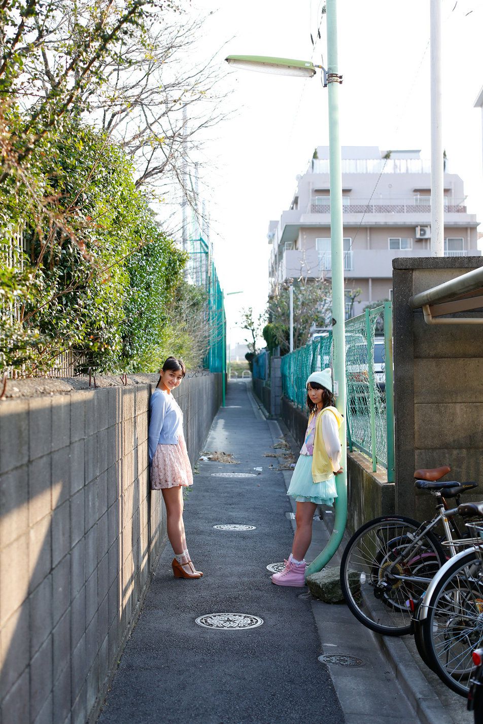 Ayaka Wada 和田彩花 、 Kanon Fukuda 福田花音 [Hello! Project Digital Books] Vol.111 写真集85