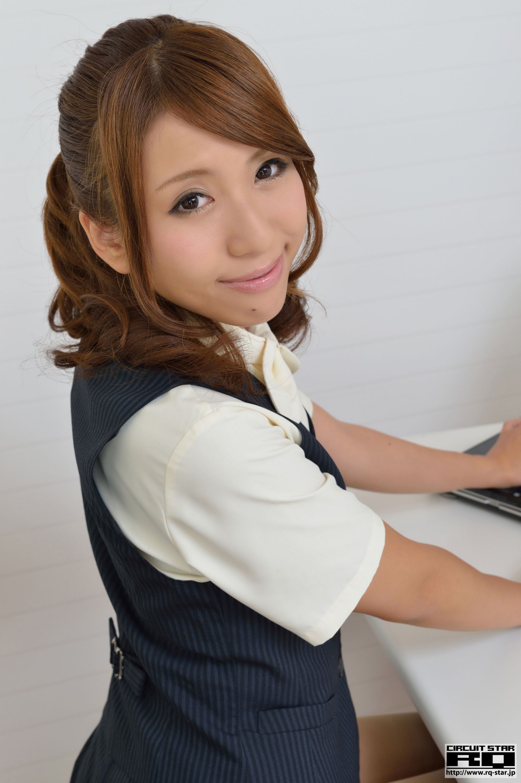 [RQ-STAR] NO.01050 Miki Makibashi 牧橋美輝 Office Lady 办公室女郎 写真集35