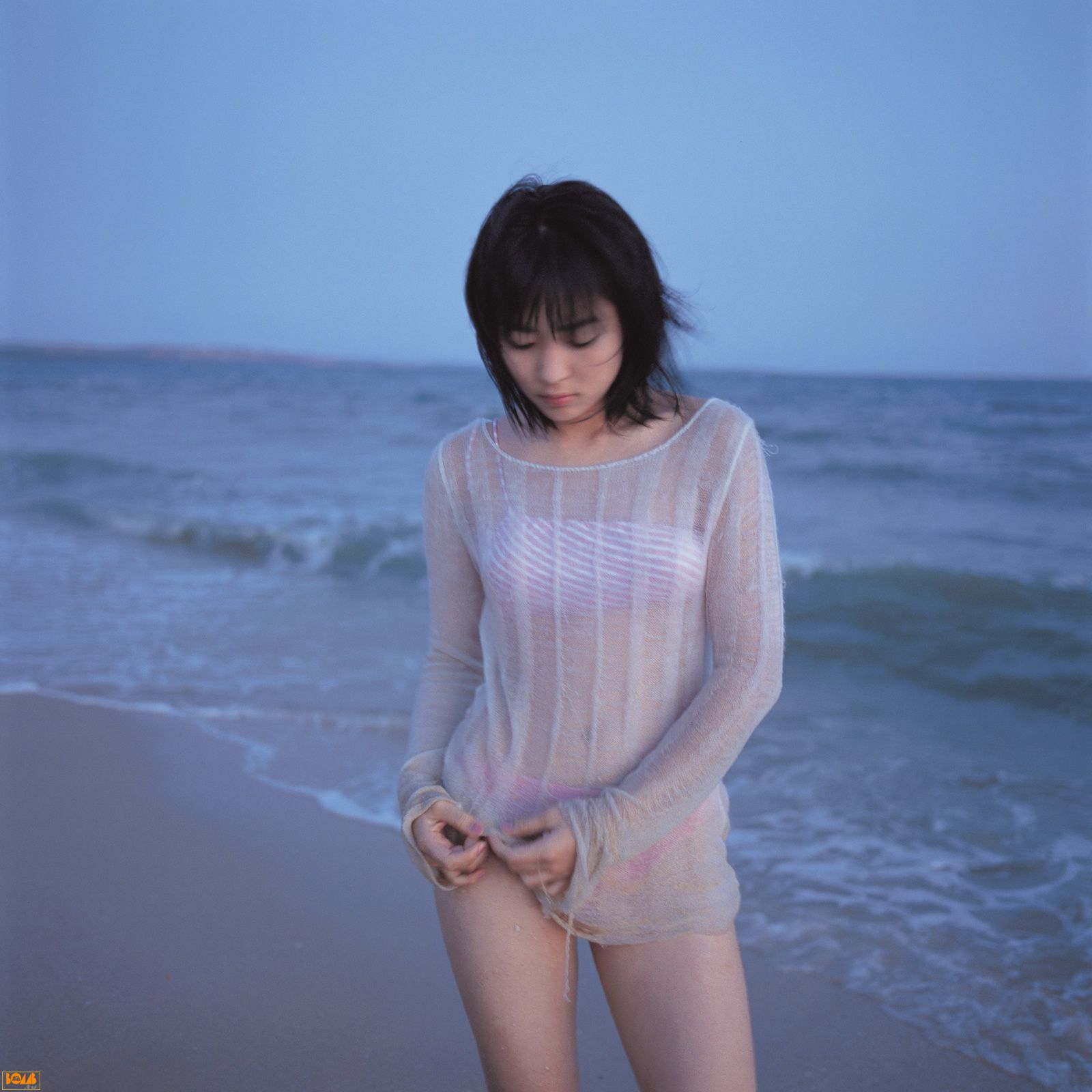 黒川芽以《Nina – Special Wallpaper》 写真集 [Bomb.TV] 2004年12月刊 62