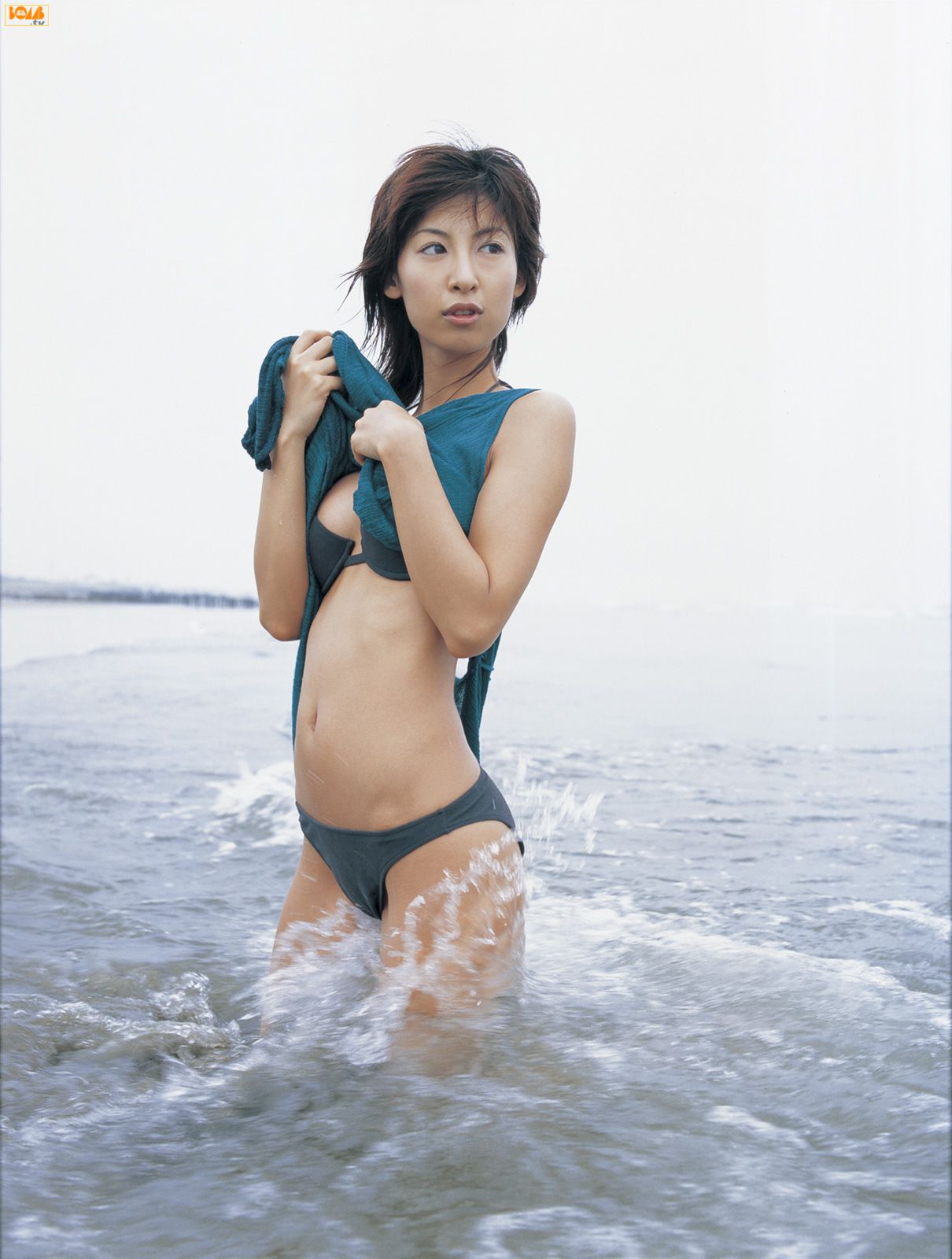 [Bomb.TV] 2005年10月刊 大久保麻梨子 Mariko Okubo 写真集10
