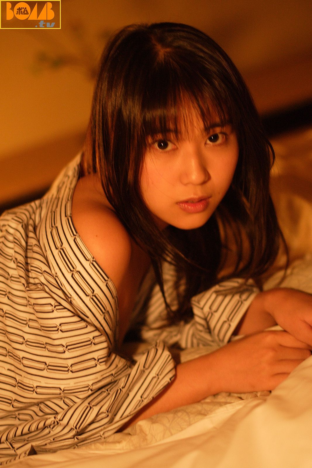 [Bomb.TV] 2005年10月刊 天野恵 Megum Amano Channel B 写真集18