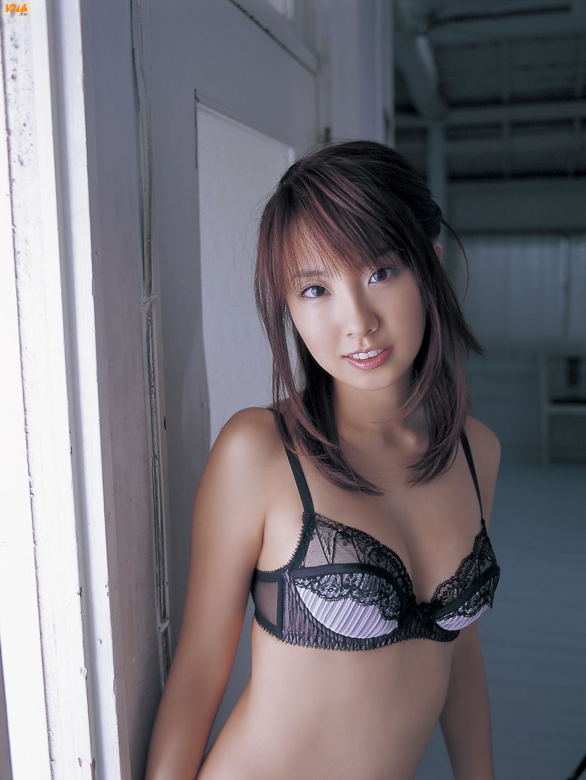 [Bomb.TV] 2007年02月刊 Azusa Yamamoto 山本梓 写真集27