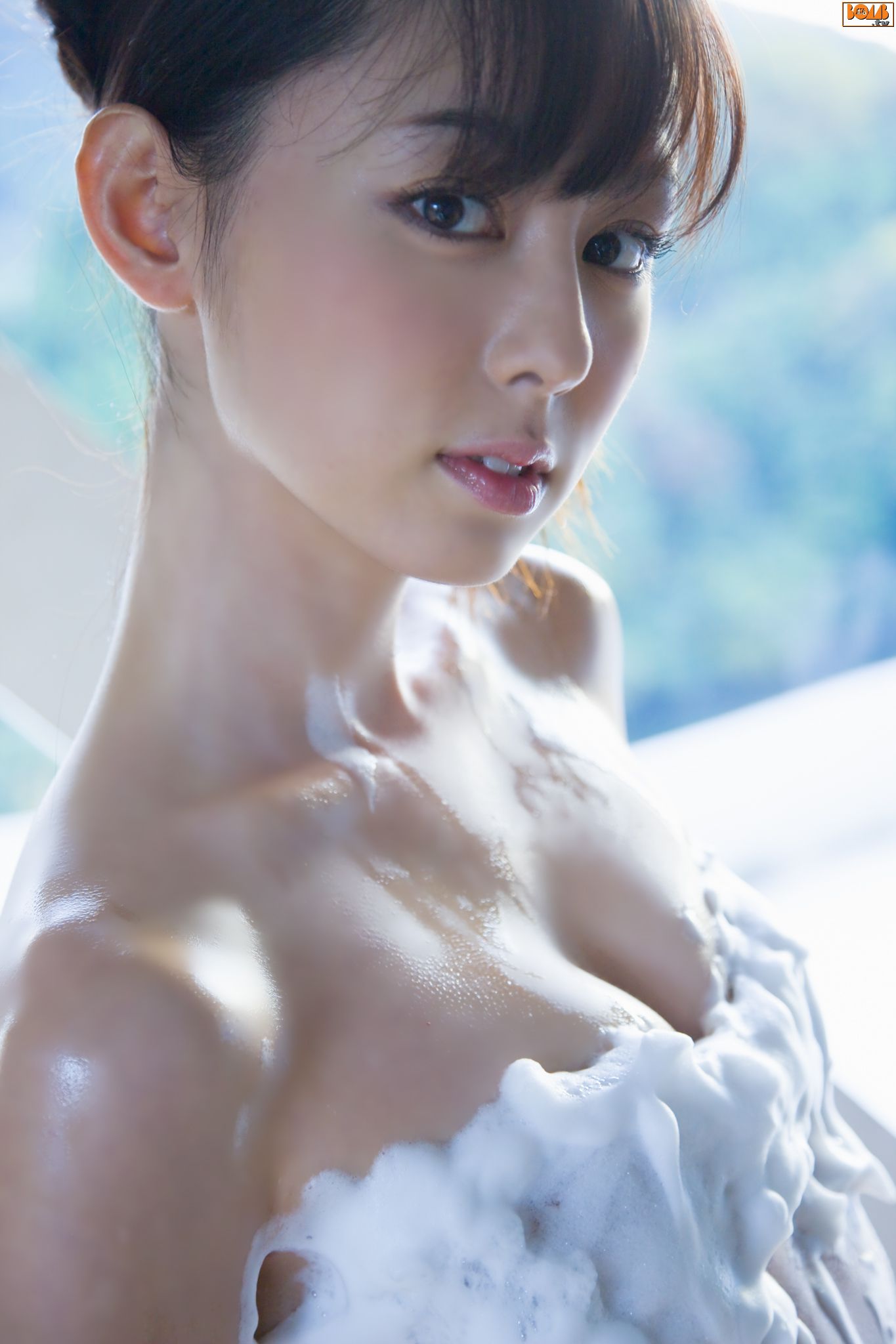 [Bomb.TV] 2009年05月刊 秋山莉奈 Rina Akiyama 写真集