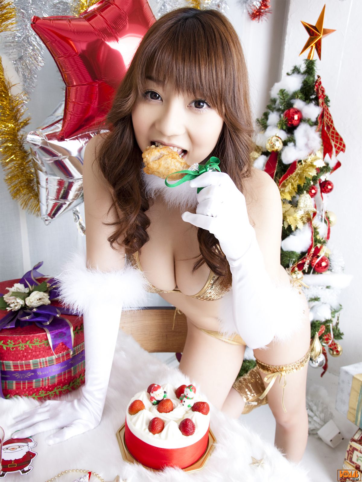 小泉麻耶/齐藤梦爱/小池唯/福田麻衣《X'mas PARTY》写真集 [Bomb.TV] 2010年01月刊 13