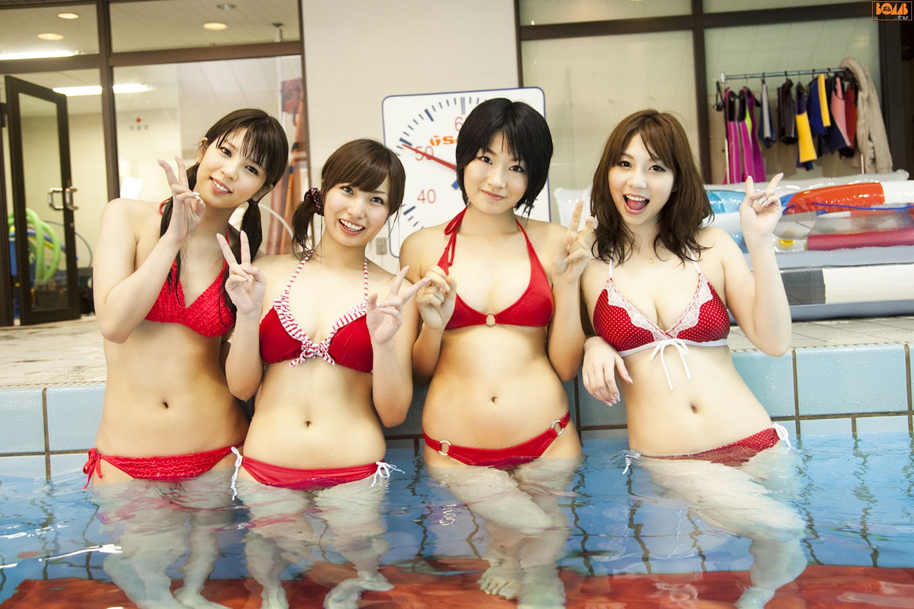 《BOMBアイドル水泳大會!!!》  写真集 [Bomb.TV] 2010年07月刊 3