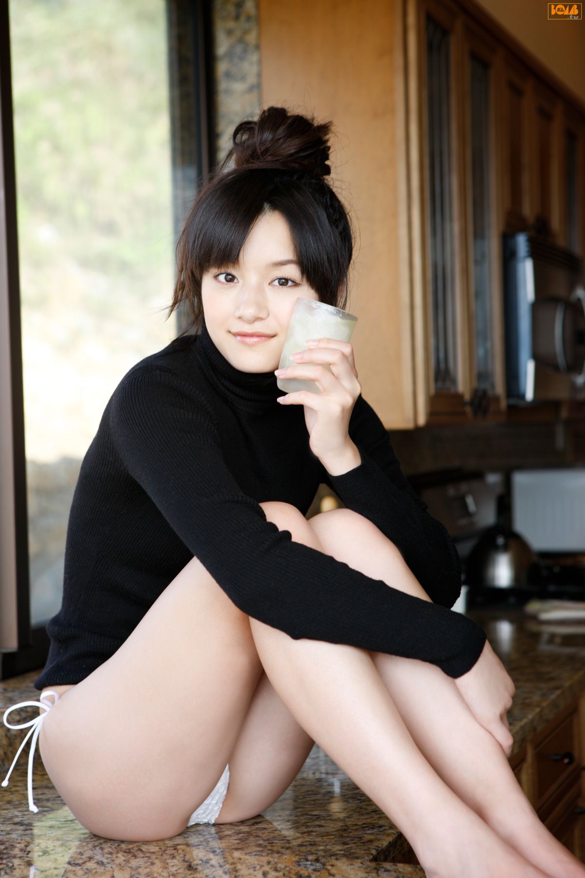 三宅ひとみ《アイドリング!!!》 写真集 [Bomb.TV] 2010年08月刊 6