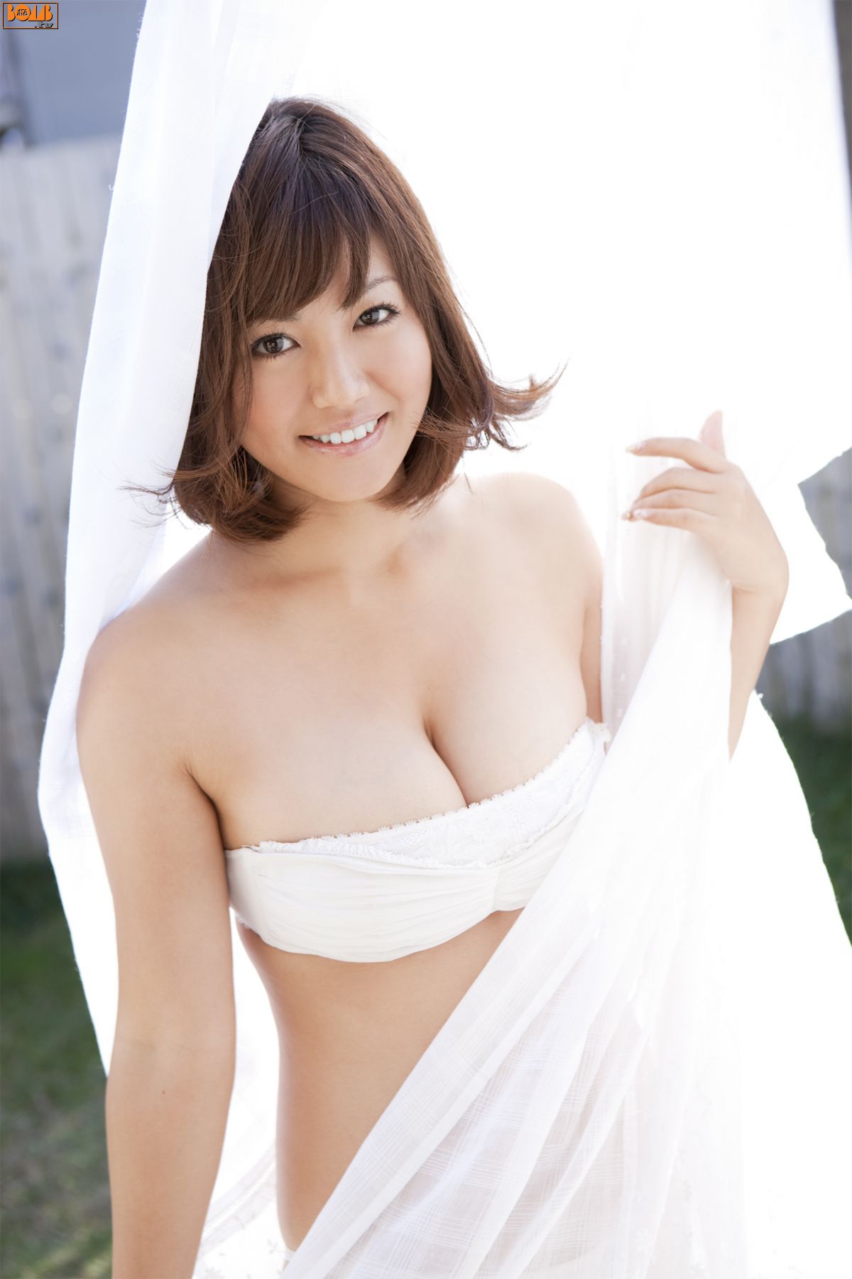 [Bomb.TV] 2010年09月刊 磯山さやか Sayaka isoyama 写真集31