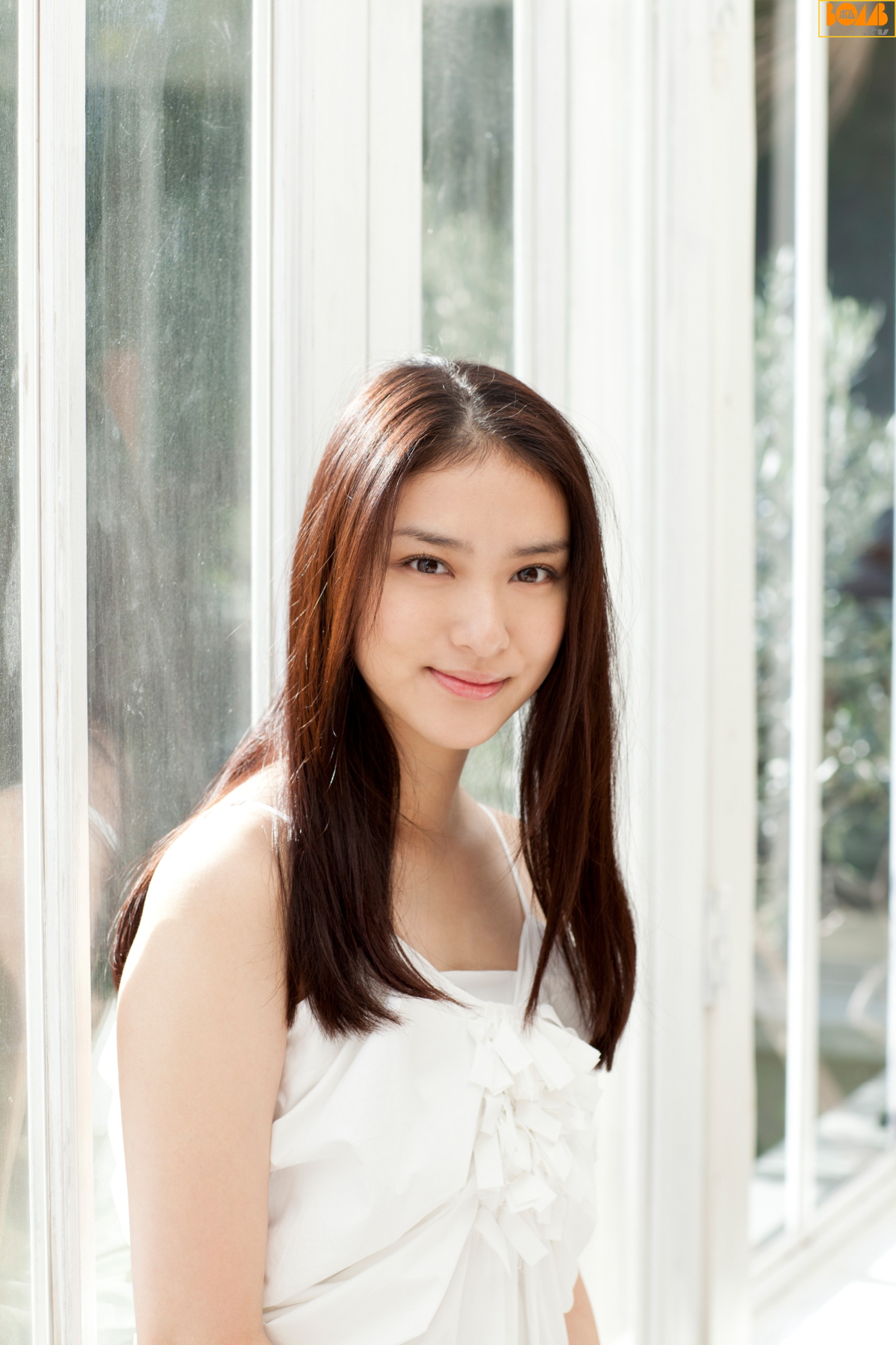 [Bomb.TV] 2012年02月号 武井咲 Emi Takei 写真集8