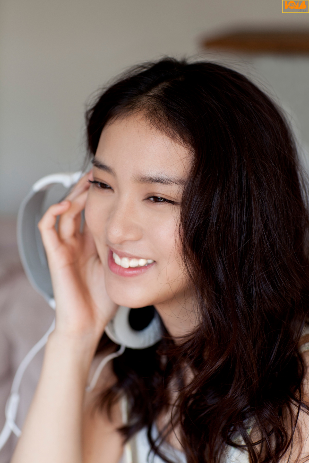 [Bomb.TV] 2012年02月号 武井咲 Emi Takei 写真集12