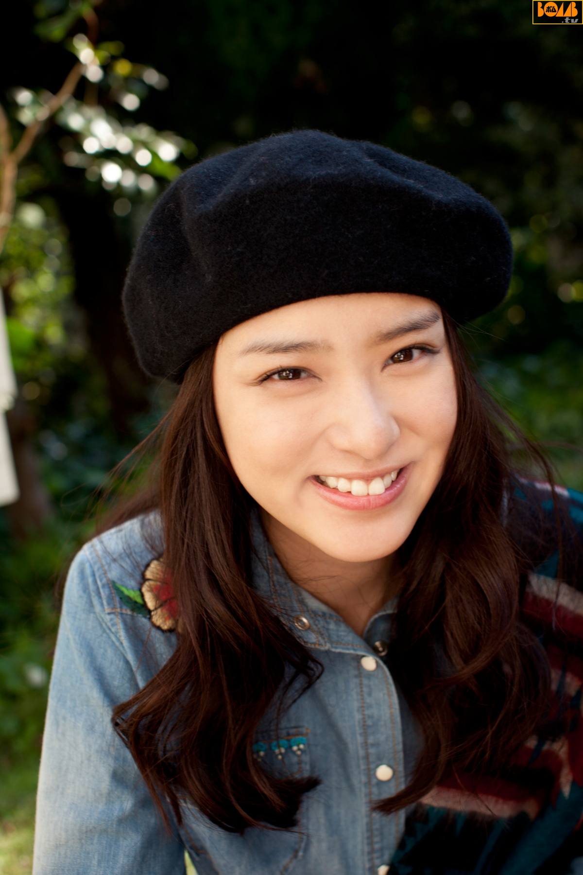 [Bomb.TV] 2012年02月号 武井咲 Emi Takei 写真集30