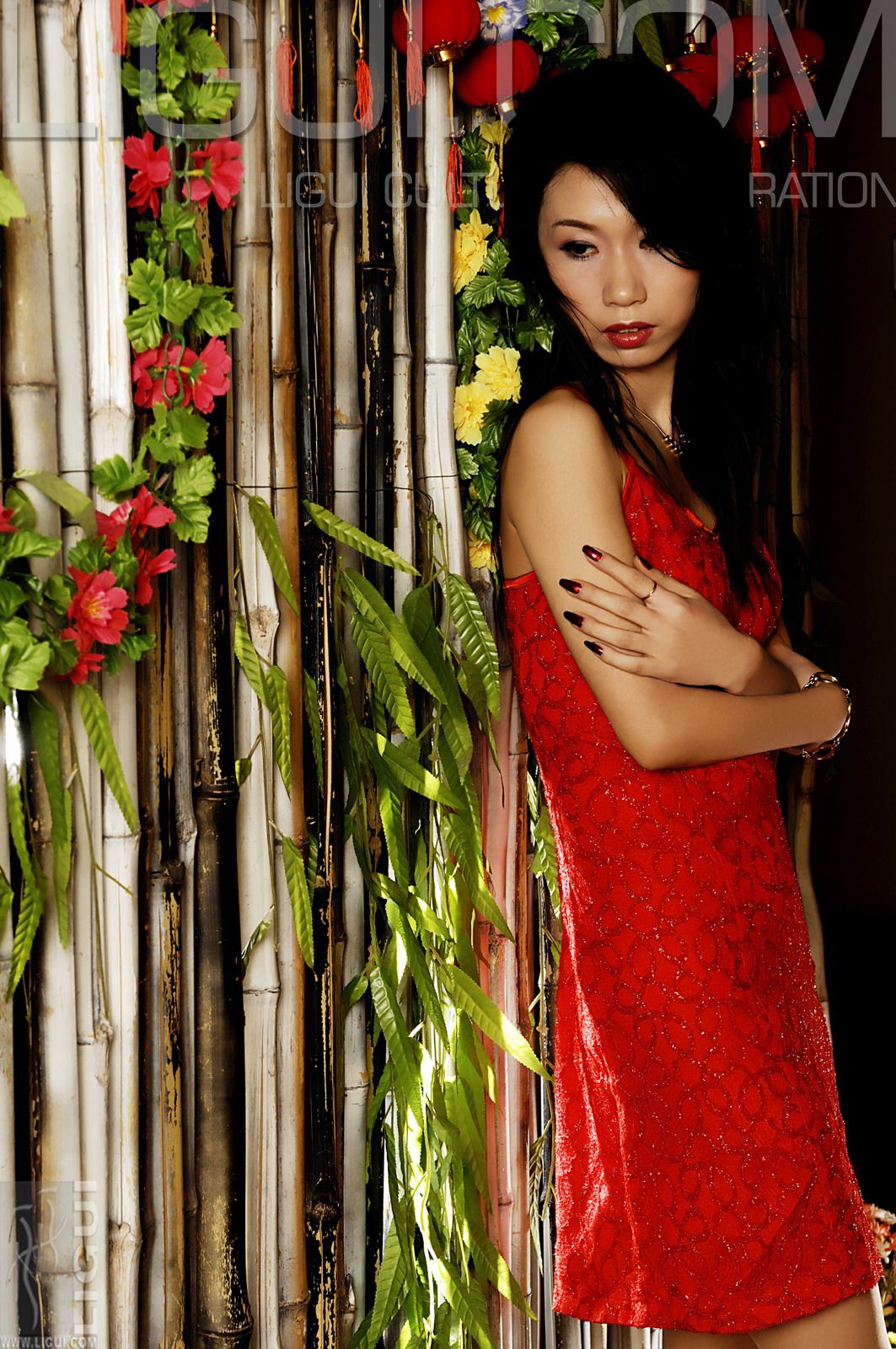 [丽柜LiGui] Model 海伦《少女的紅裙》丝足写真集图片18