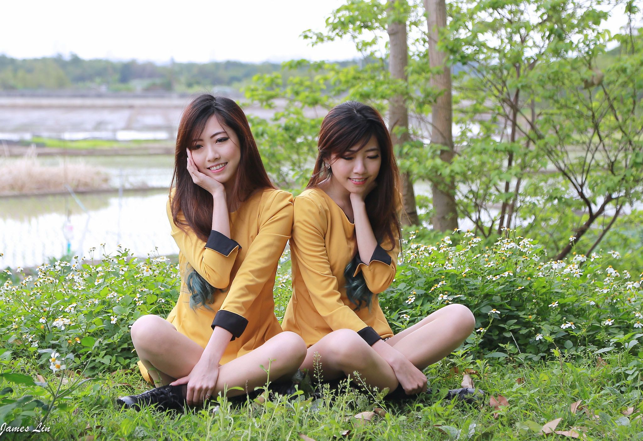 极品清纯甜美台湾双胞胎姐妹花清新外拍写真集2