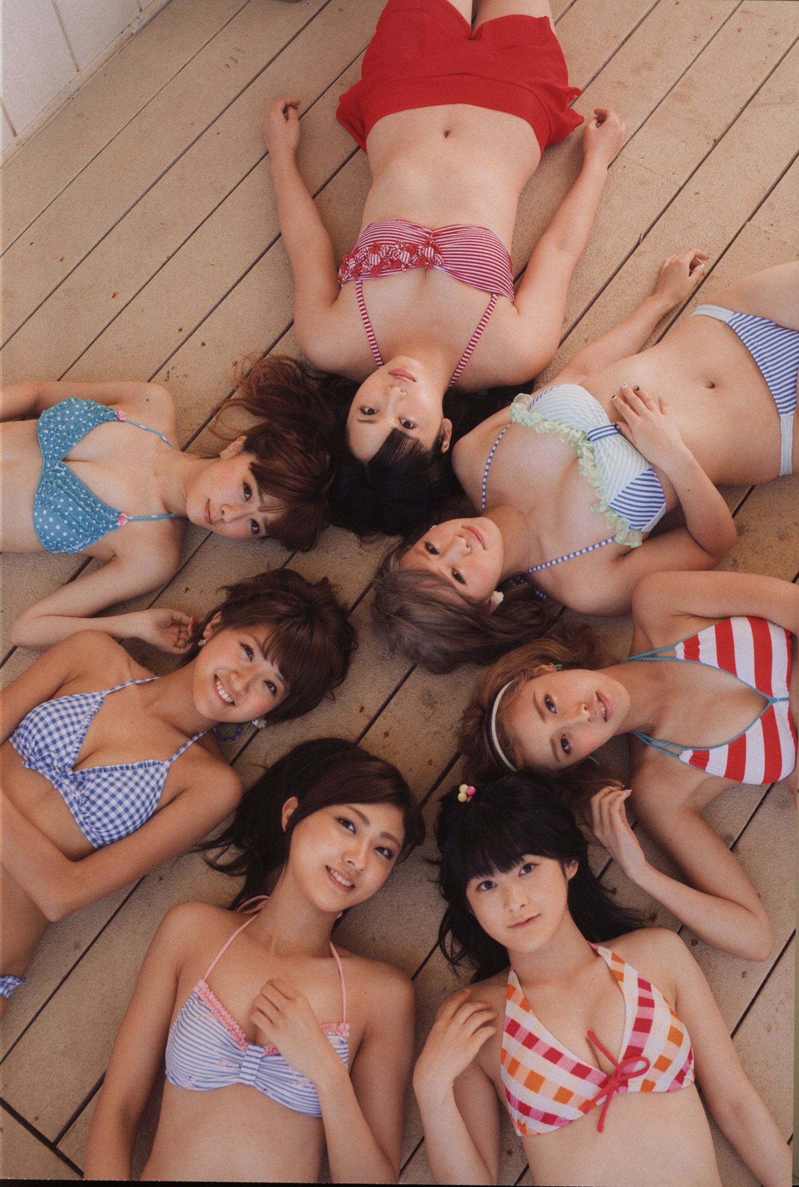 Alo Hello! Berryz 工房 Photobook 2013 [PB写真集]20