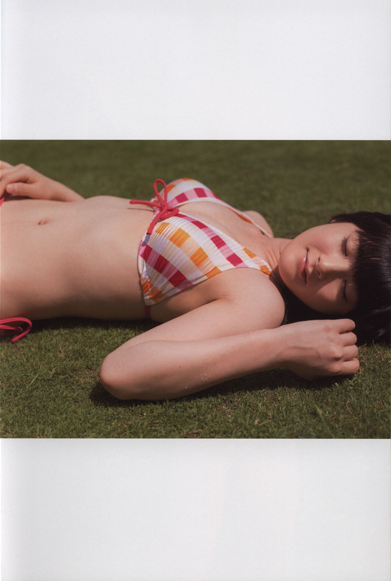 Alo Hello! Berryz 工房 Photobook 2013 [PB写真集]50