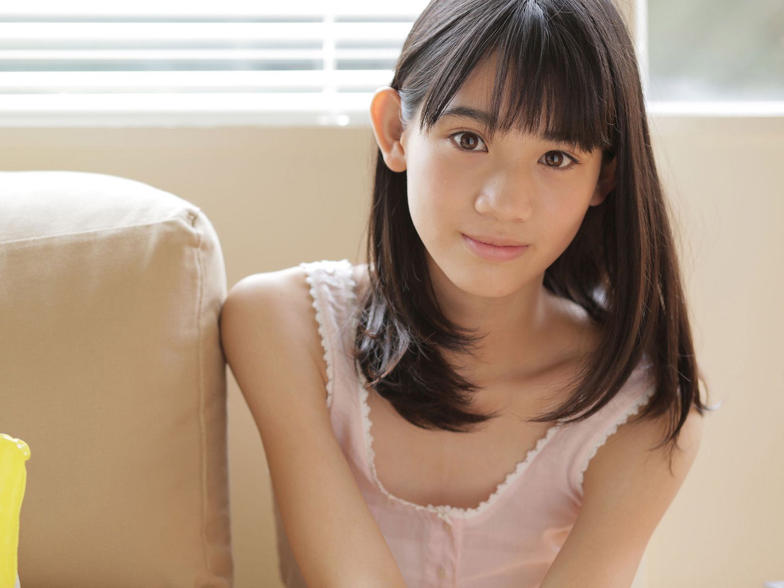 Honoka Akimoto 秋本帆華 《PROTO STAR》 [PB写真集] 10