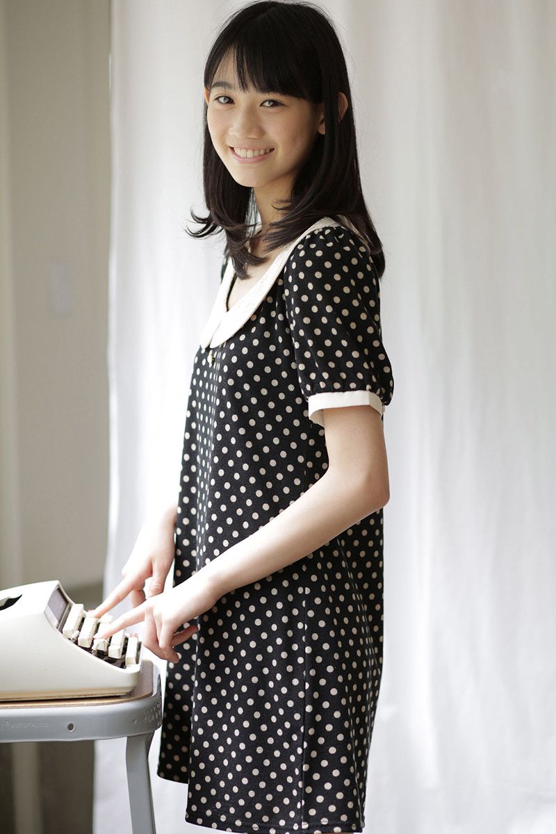 Honoka Akimoto 秋本帆華 《PROTO STAR》 [PB写真集] 59