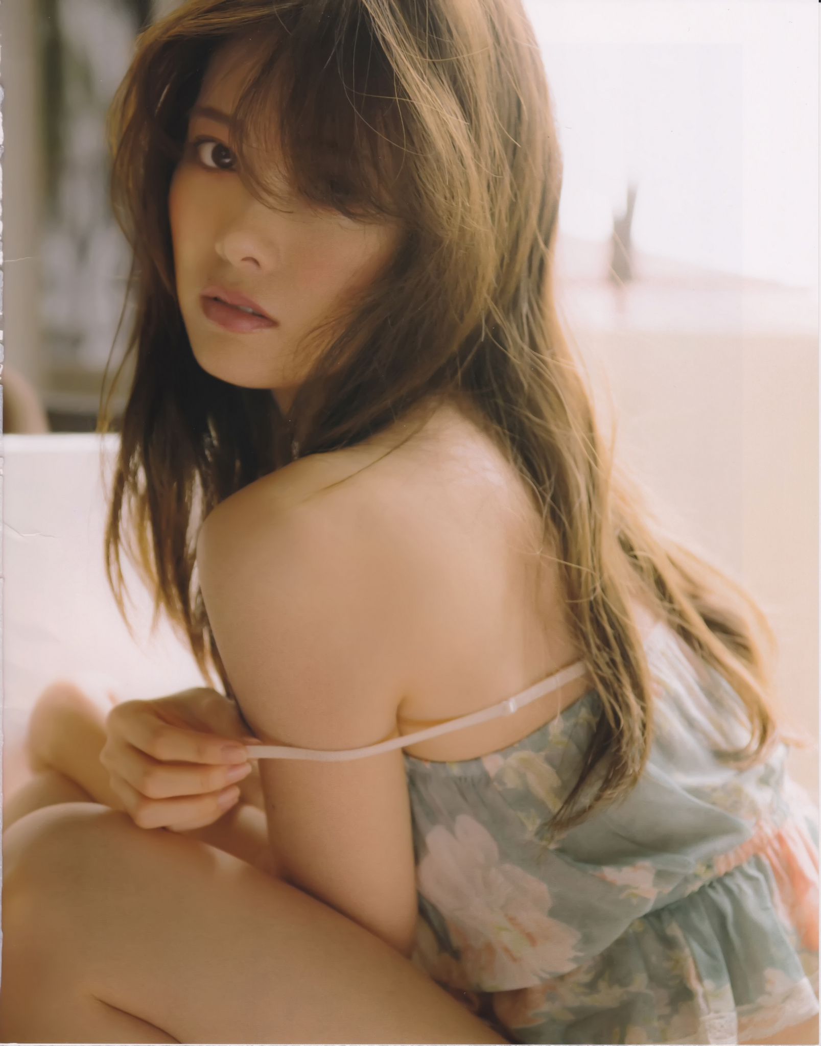 白石麻衣《パスポート》 [Photo Book] 写真集44