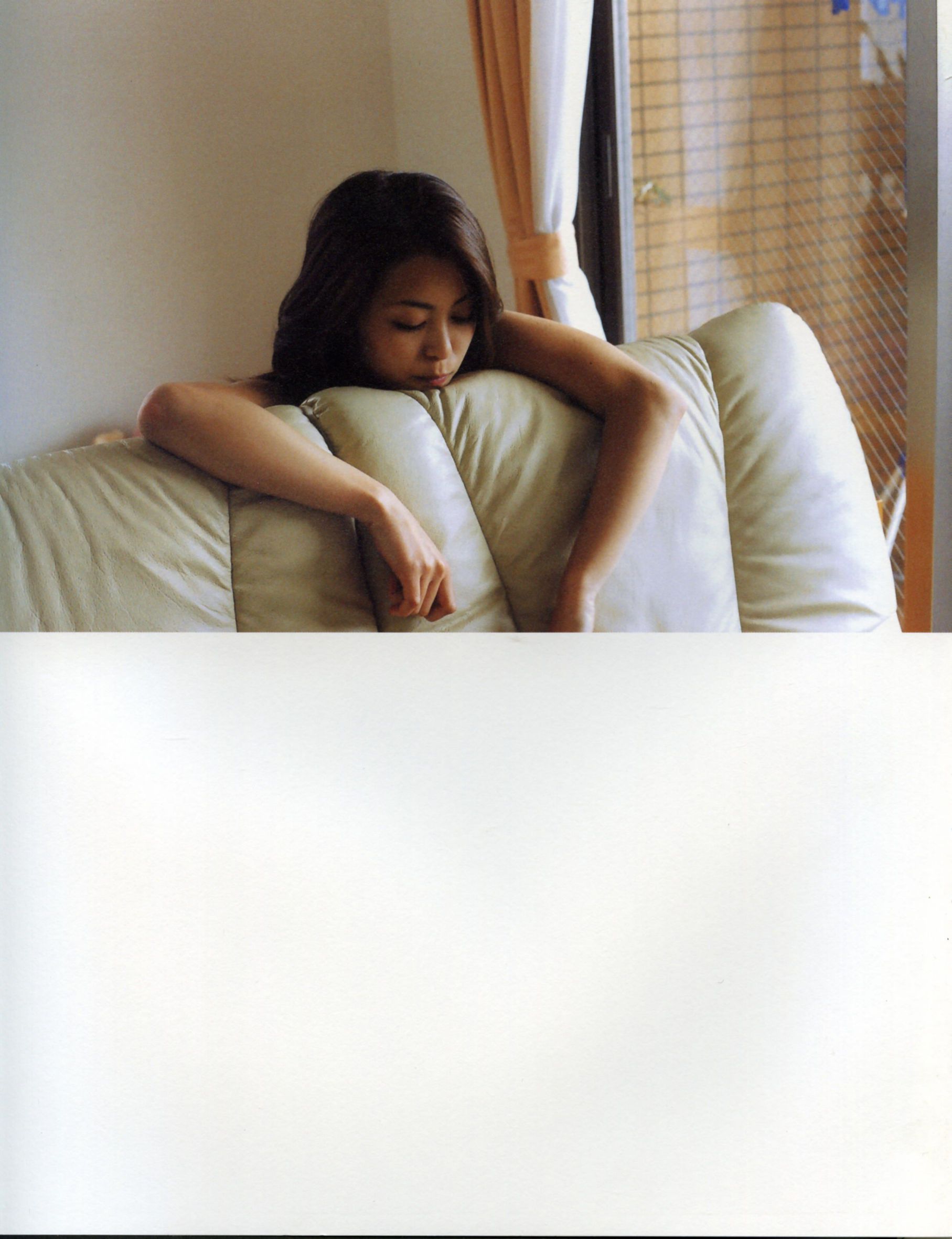 岩佐真悠子《イキズカイ》 [PhotoBook] 写真集20