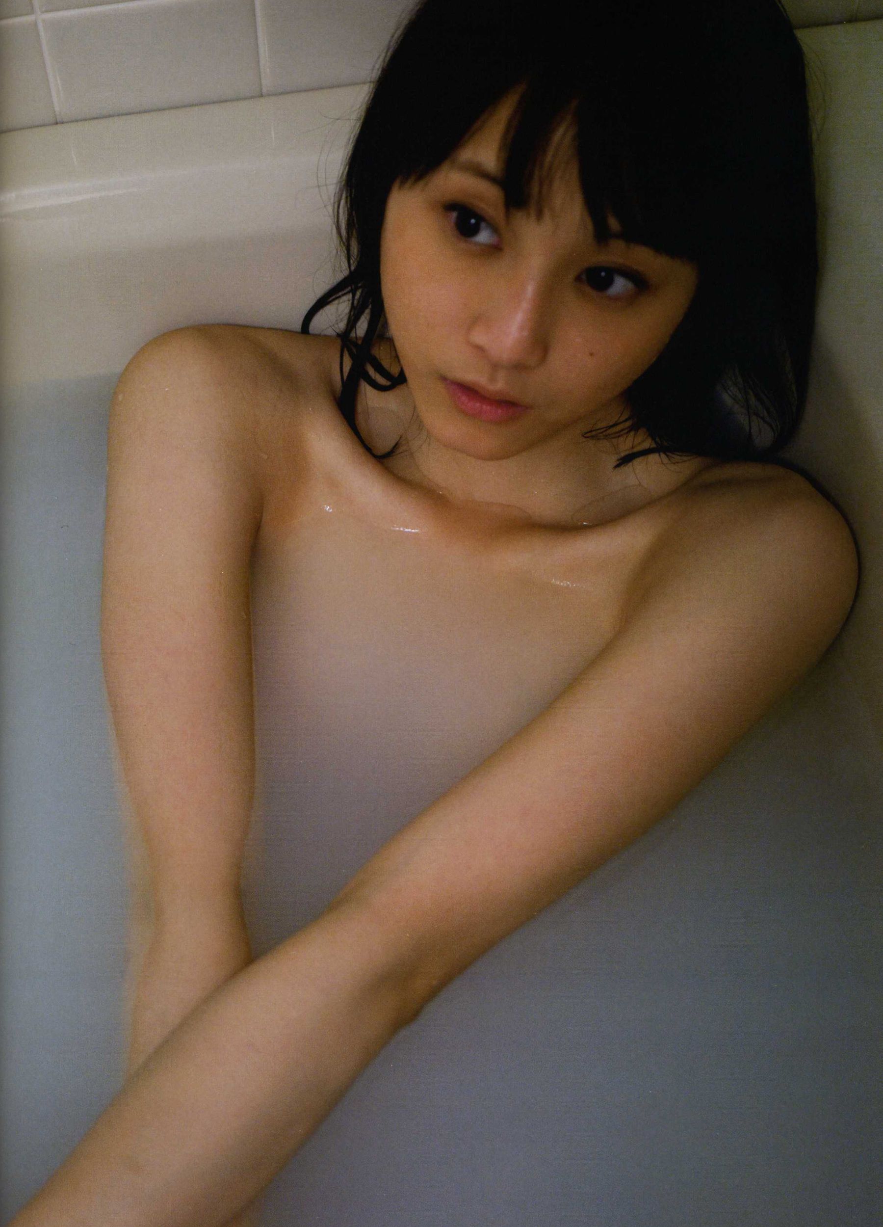 松井玲奈 《Kingyo》 Goldfish [PB写真集] 4