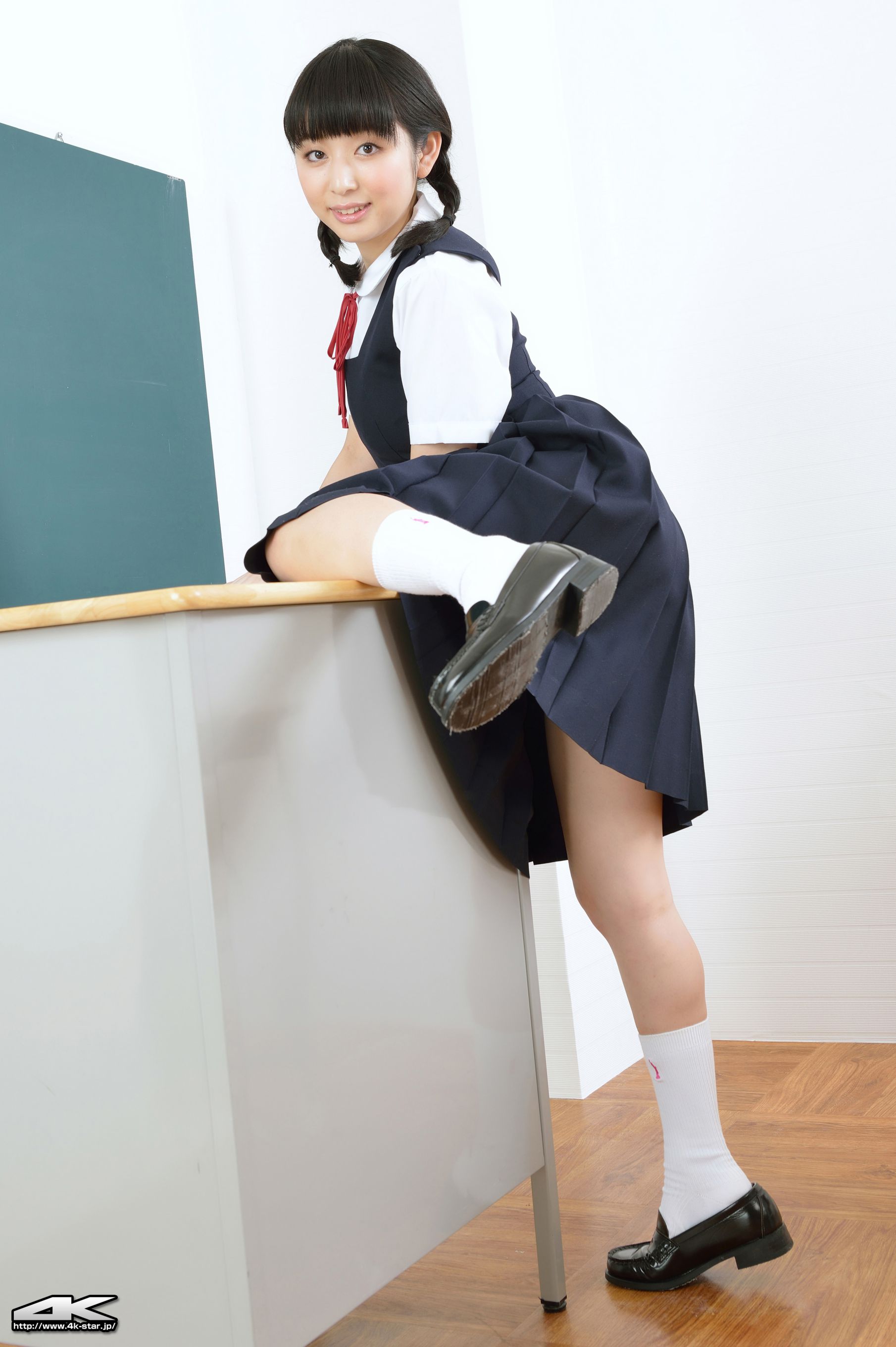 [4K-STAR] NO.00268 涼本めぐみ/凉本惠 SchoolGirl JK制服 写真集15