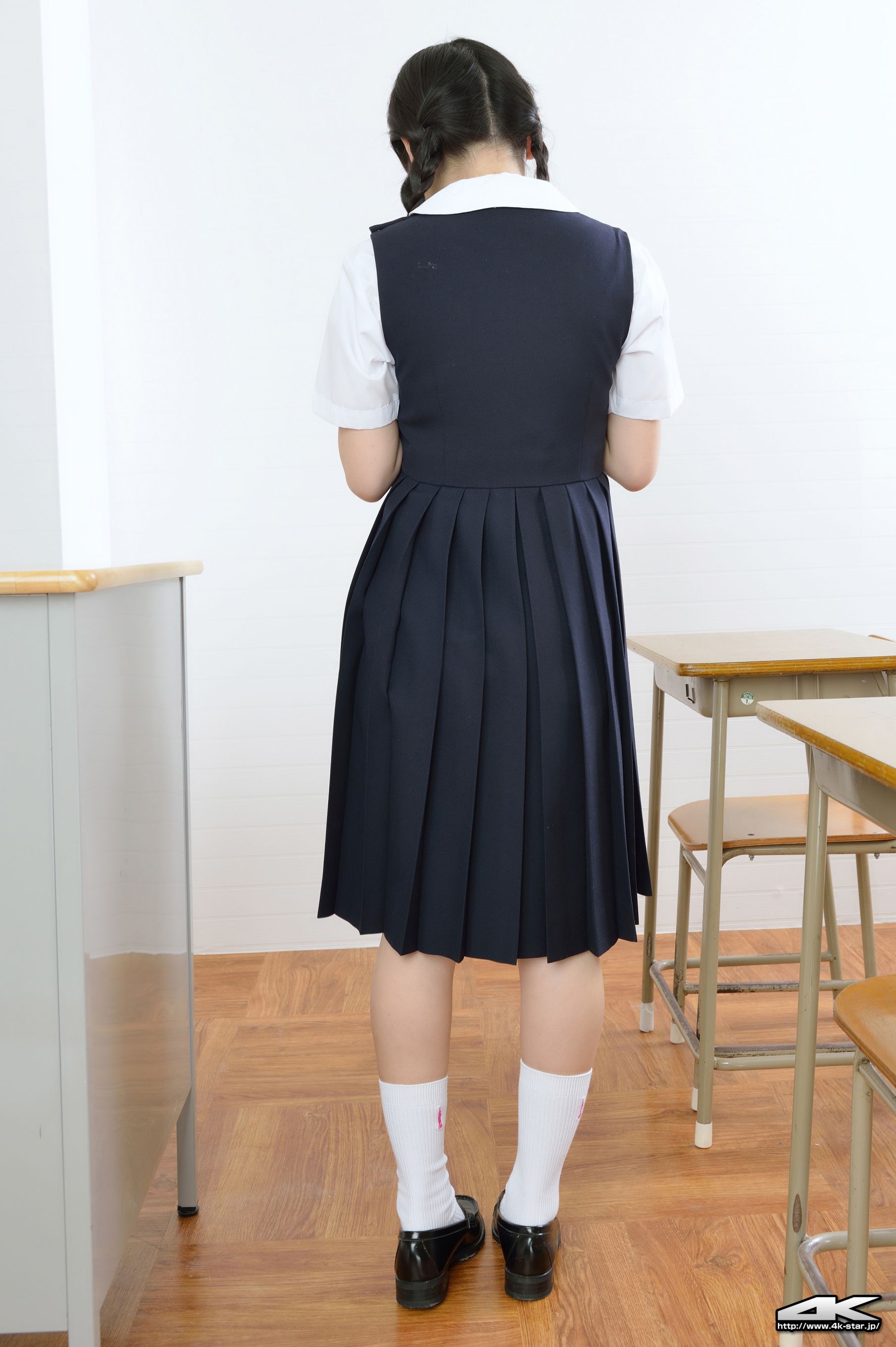 [4K-STAR] NO.00268 涼本めぐみ/凉本惠 SchoolGirl JK制服 写真集31