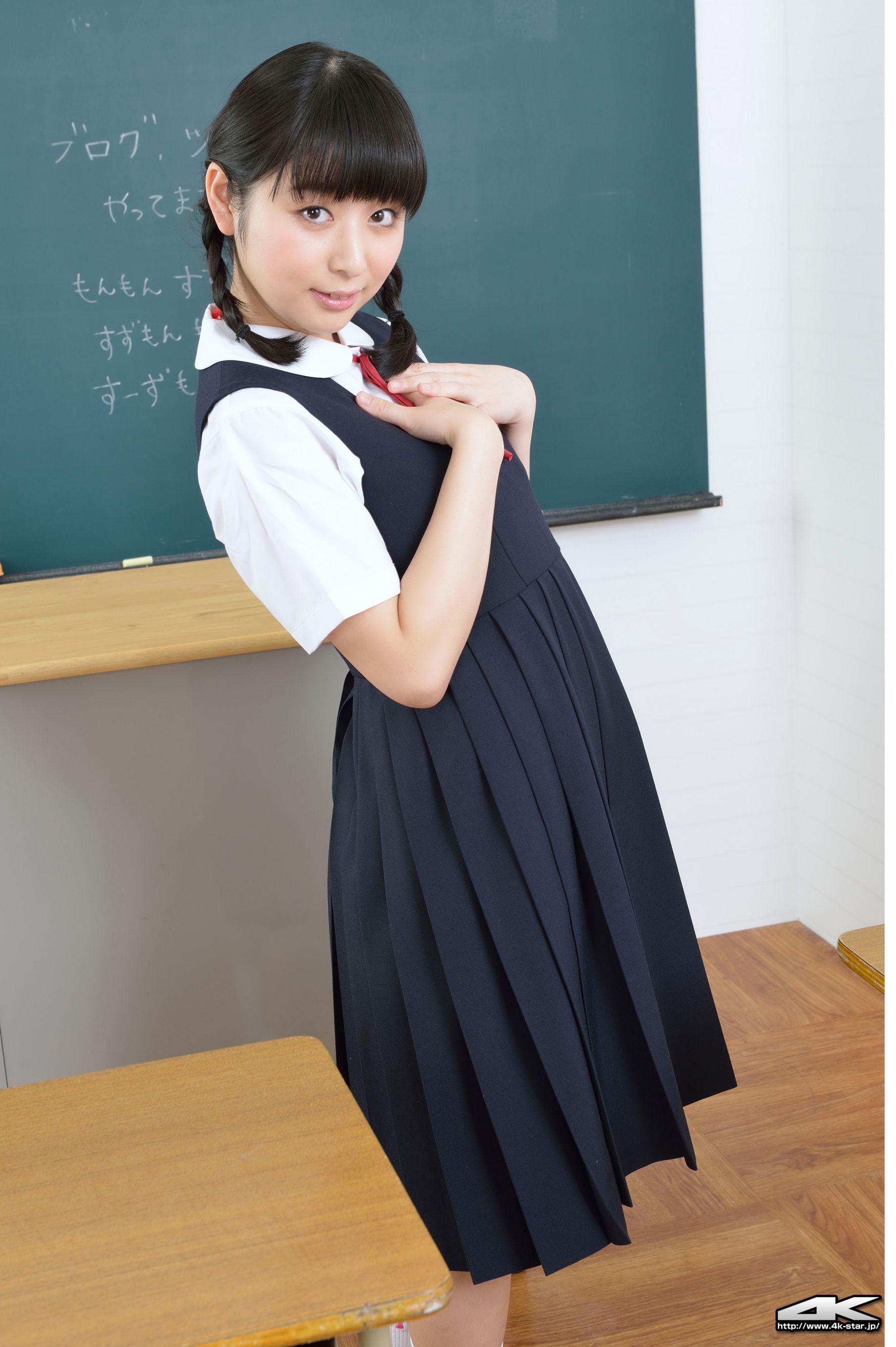 [4K-STAR] NO.00268 涼本めぐみ/凉本惠 SchoolGirl JK制服 写真集34