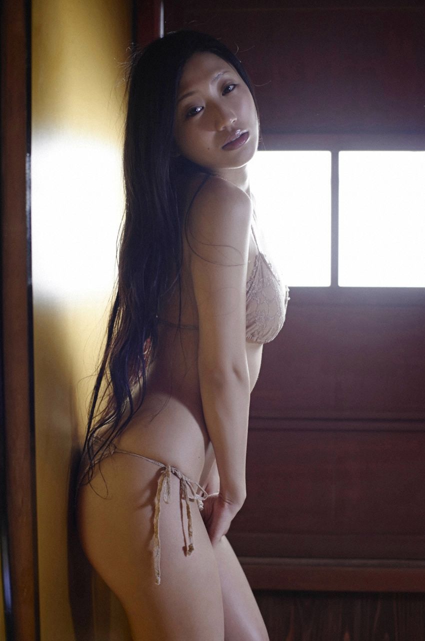 壇蜜《「蜜の湯」帰郷》 [WPB-net] No.155 写真集10