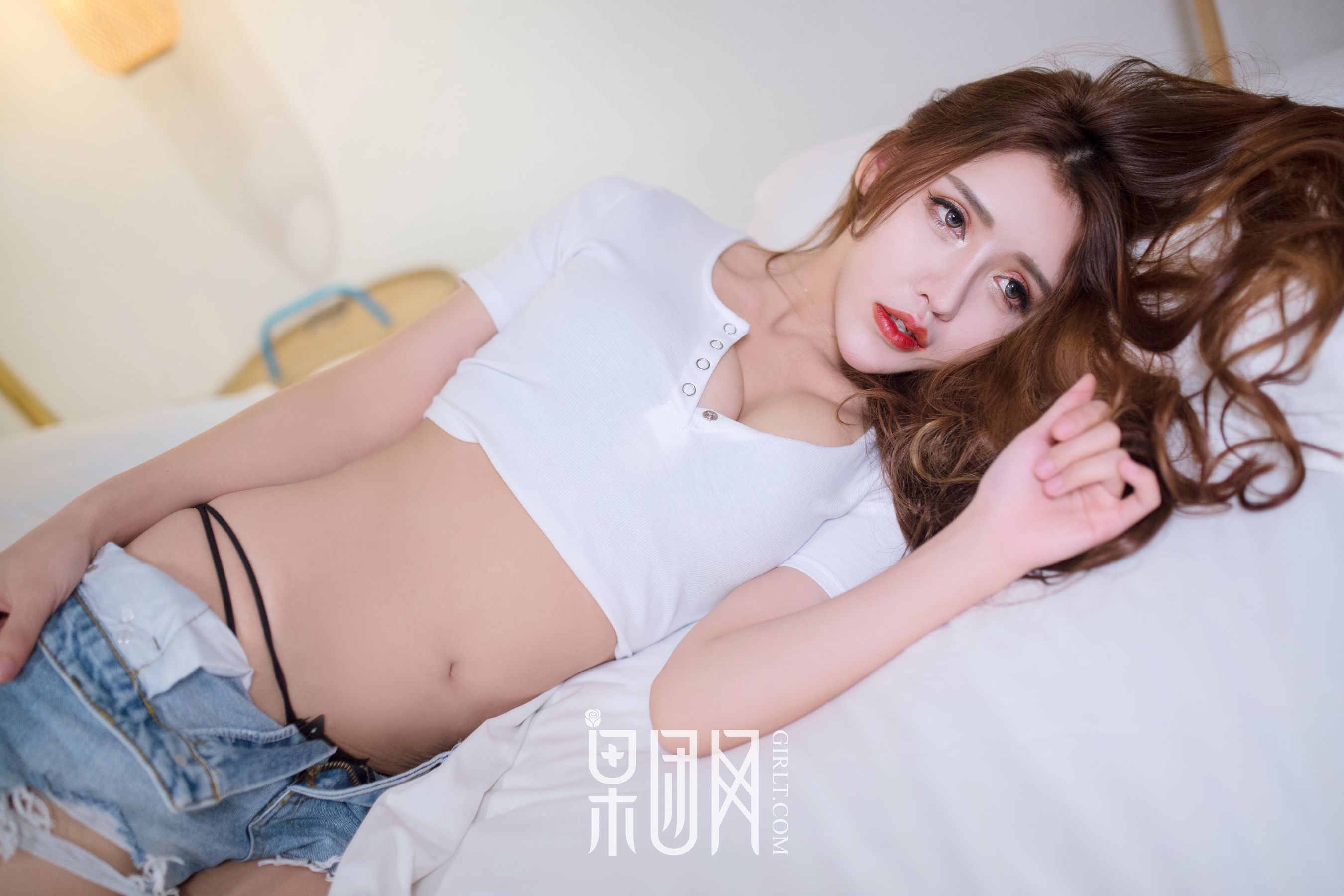 lunana_lee/乳神娜娜《大秀34D酥胸》 [果团网Girlt] No.055 写真集