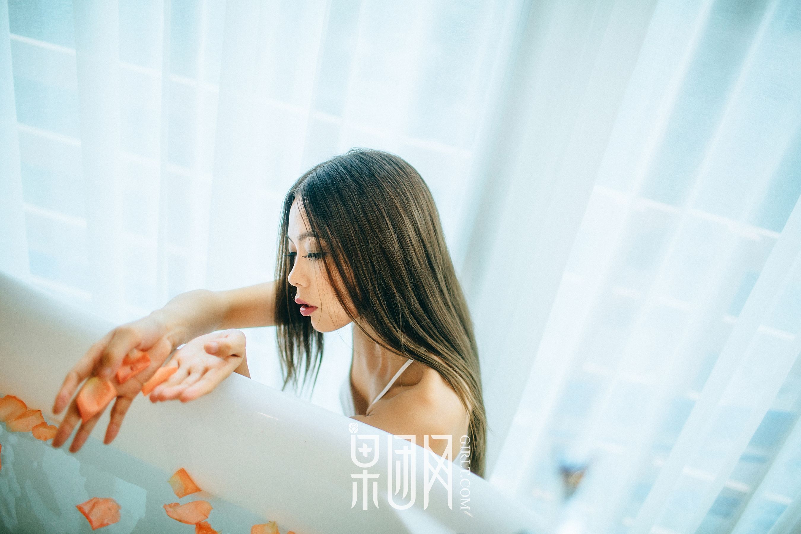 清纯女酮体如玉雪白嫩肤 [果团网Girlt] No.058 写真集