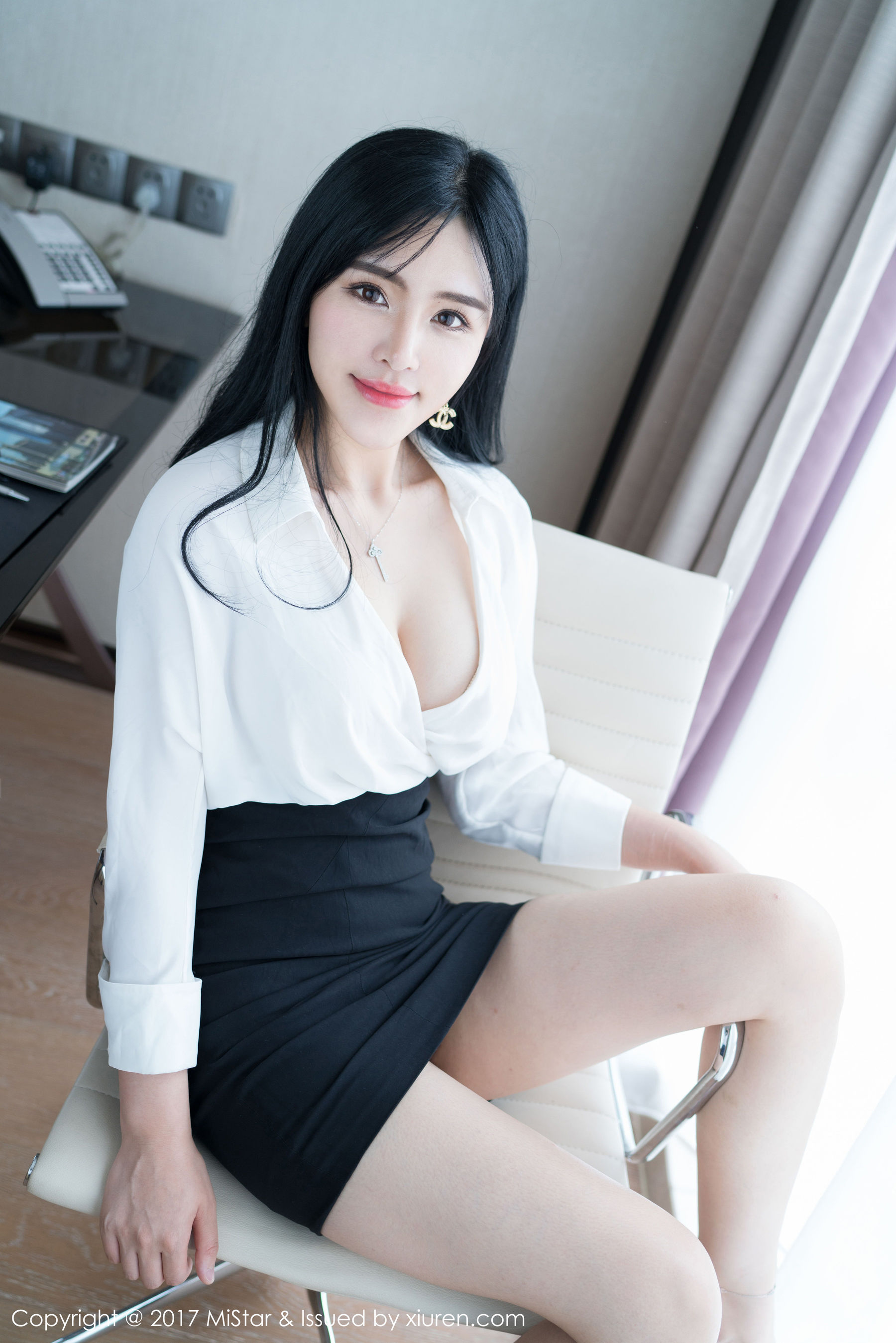 刘钰儿《性感OL秘书系列》 [魅妍社MiStar] VOL.172 写真集15