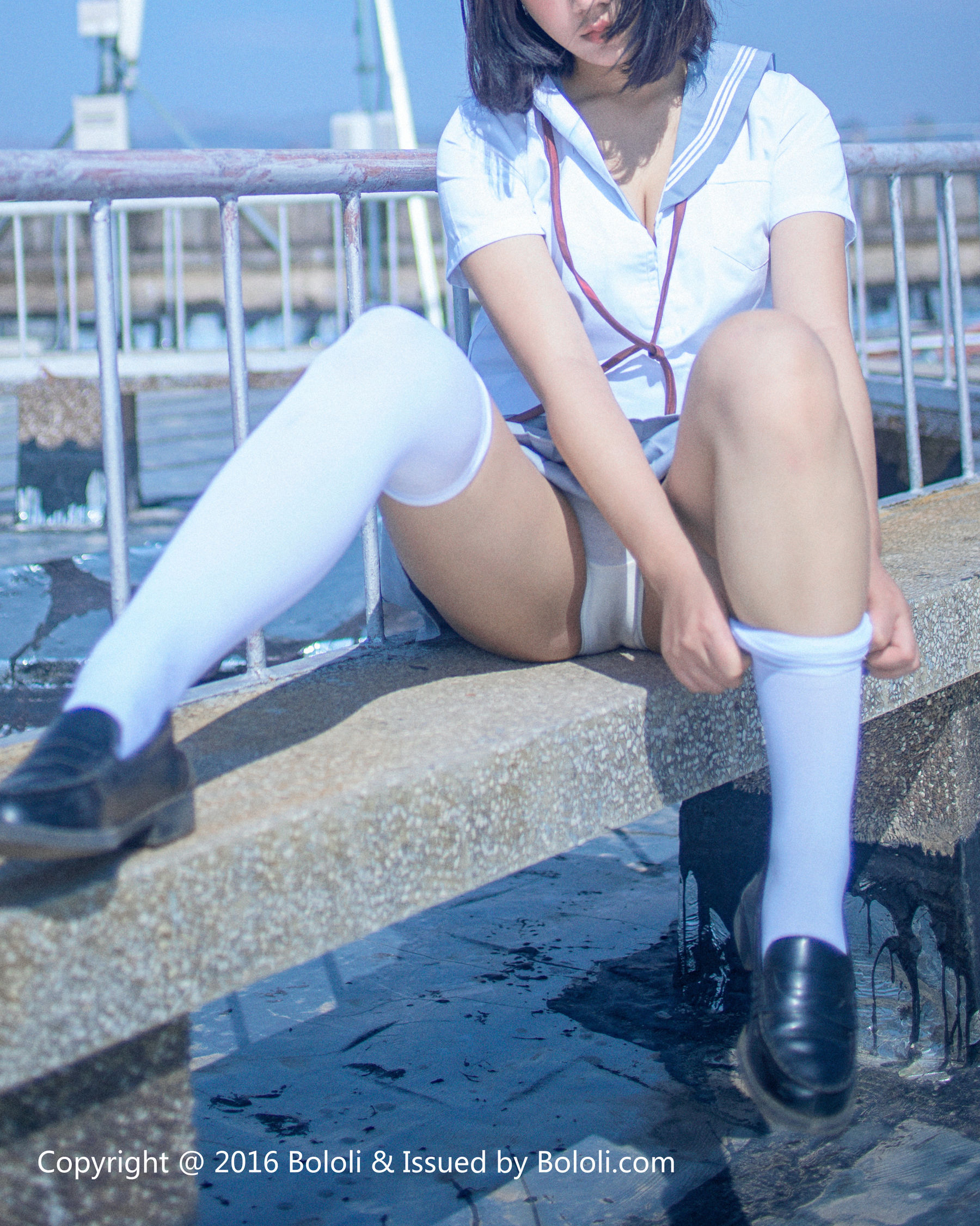 汐姐《天台JK制服》 [Bololi波萝社] BOL.096 写真集