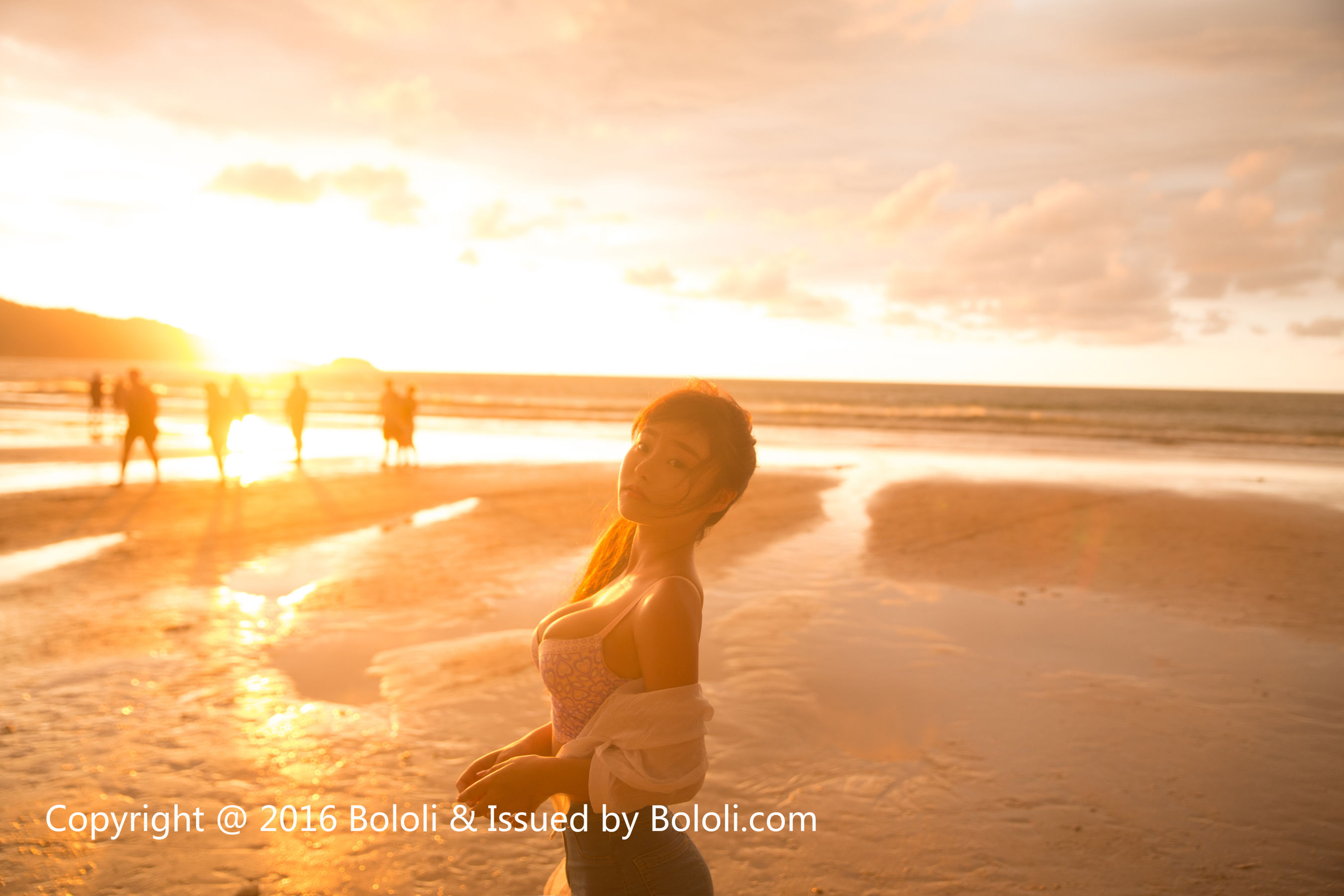 柳侑绮《写真集合特辑》 [Bololi波萝社] BOL.100 写真集