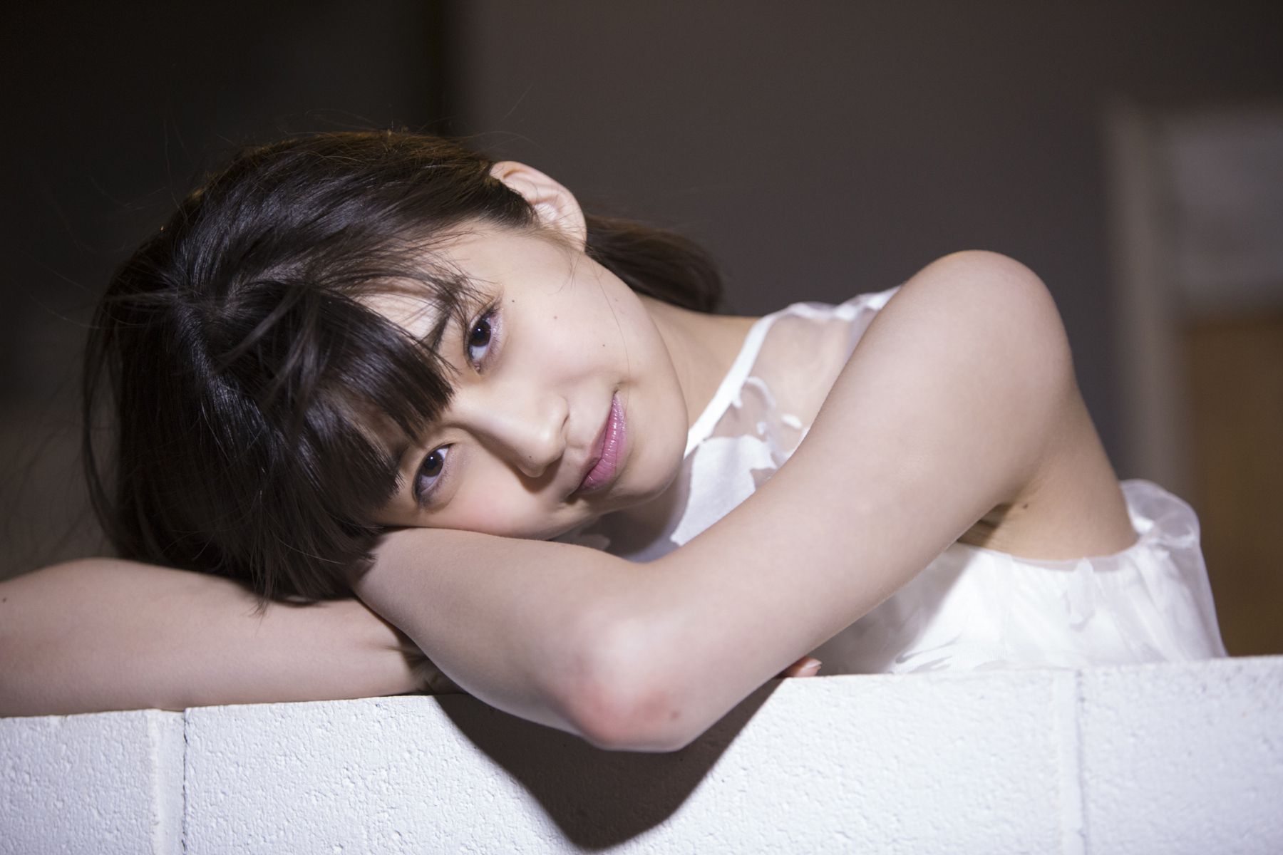 [Hello! Digital Books] Vol.155 牧野真莉愛 Maria Makino 写真集